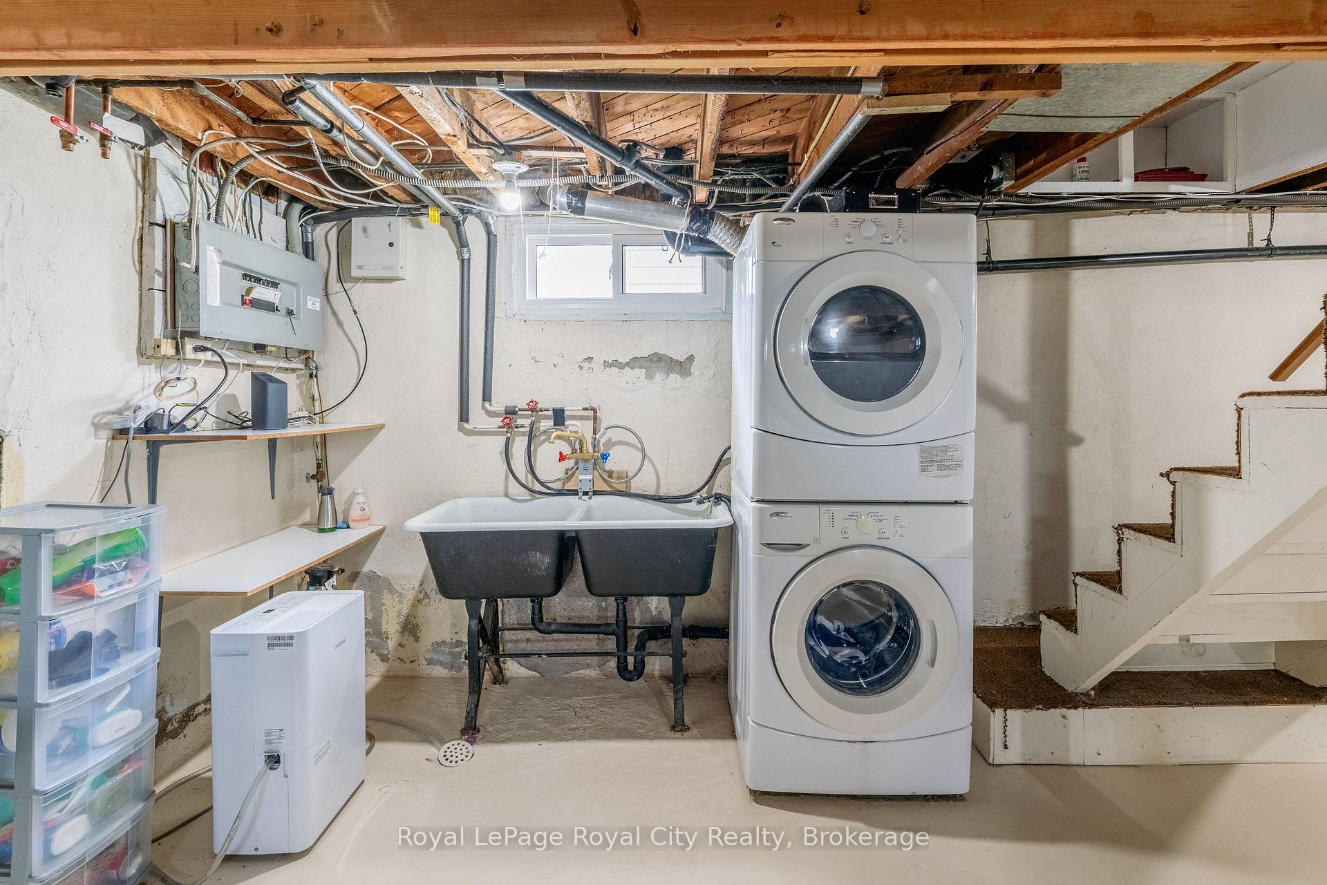 Photo 25 of 307 Maple Avenue, Kitchener — HOMEH