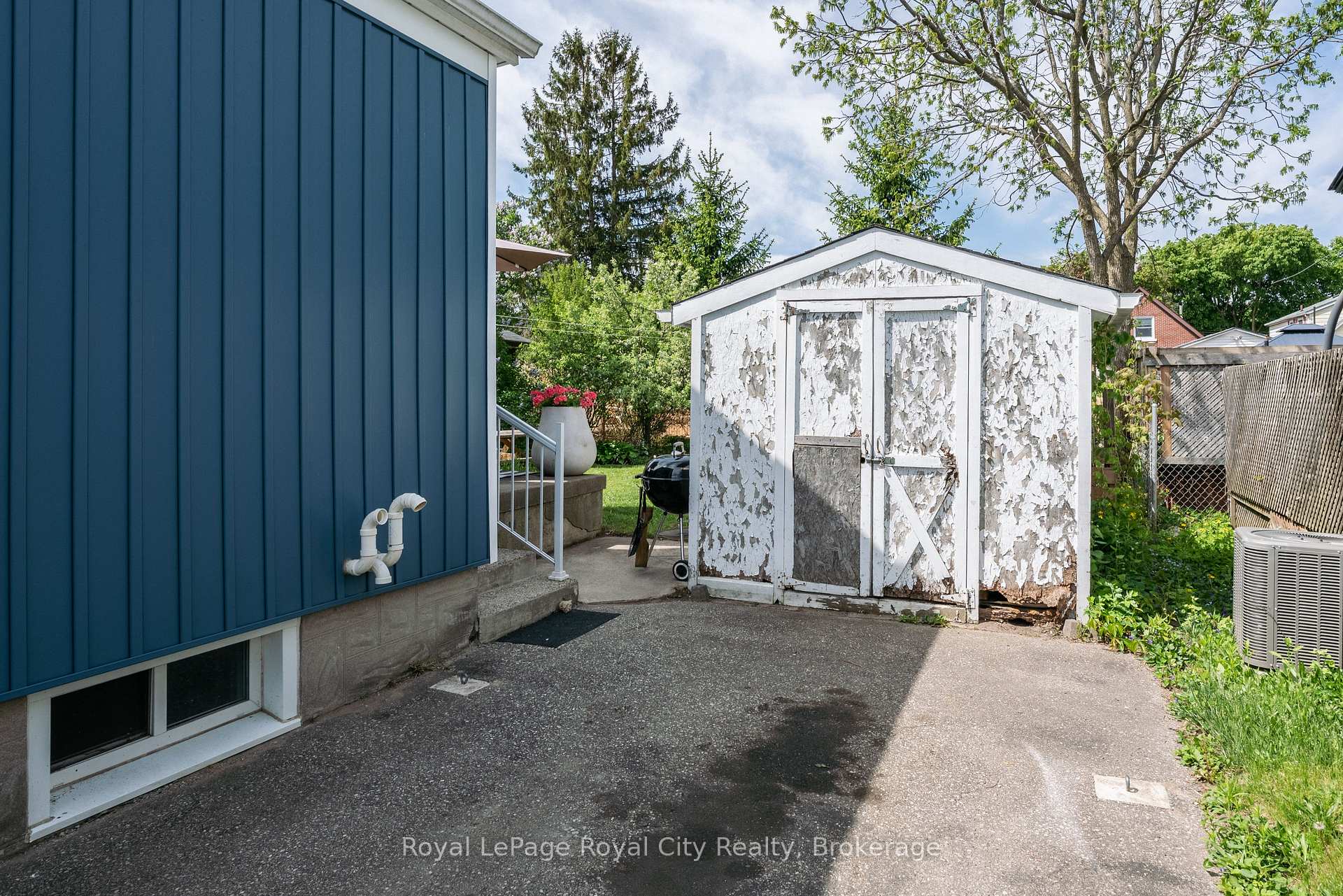 Photo 39 of 307 Maple Avenue, Kitchener — HOMEH