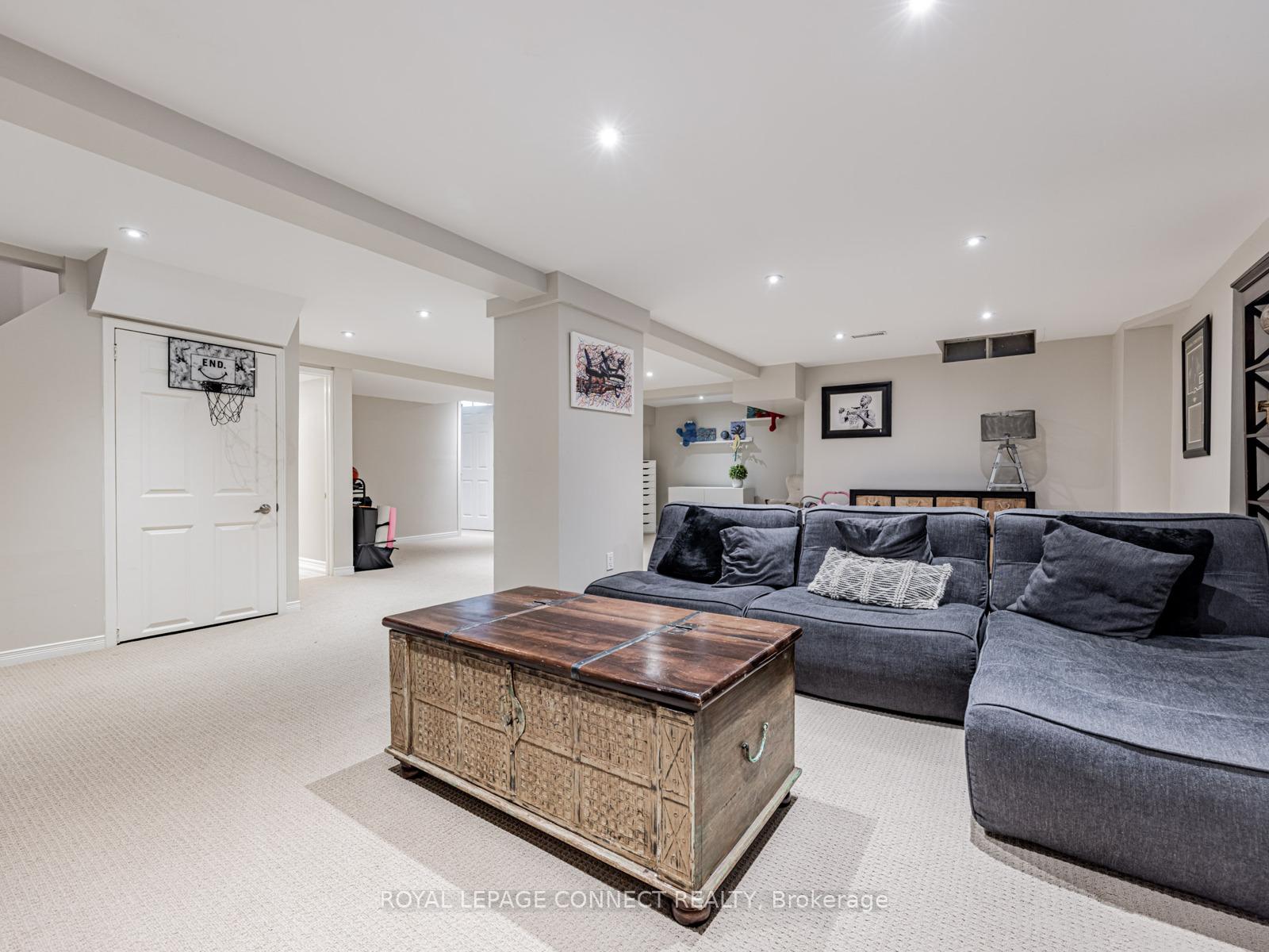 Photo 31 of 42 Lyndhurst Drive, Markham, Thornlea — HOMEH