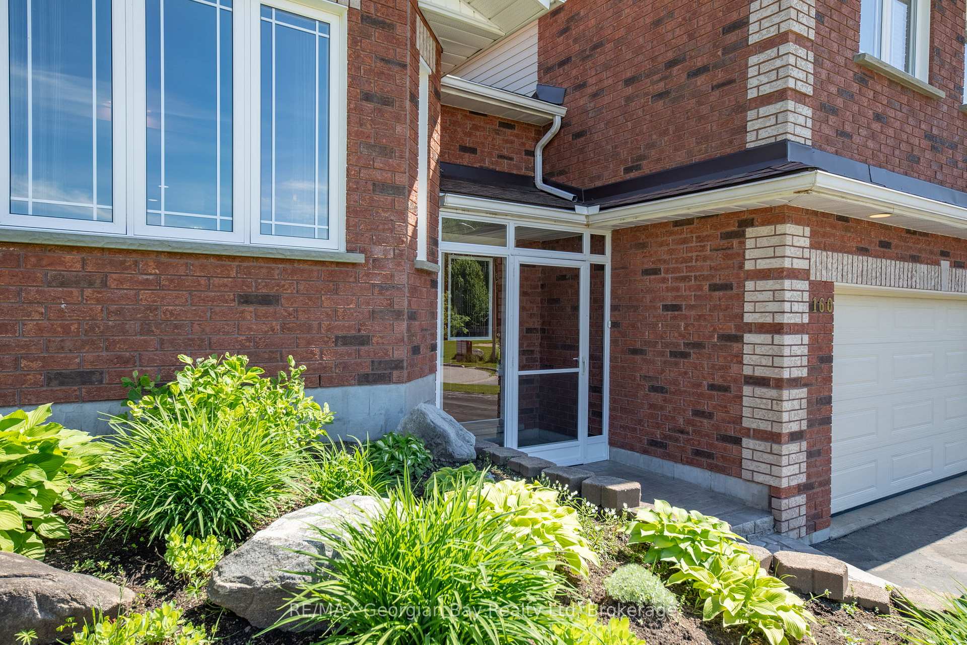 Photo 2 of 160 Griffin Street, Midland — HOMEH