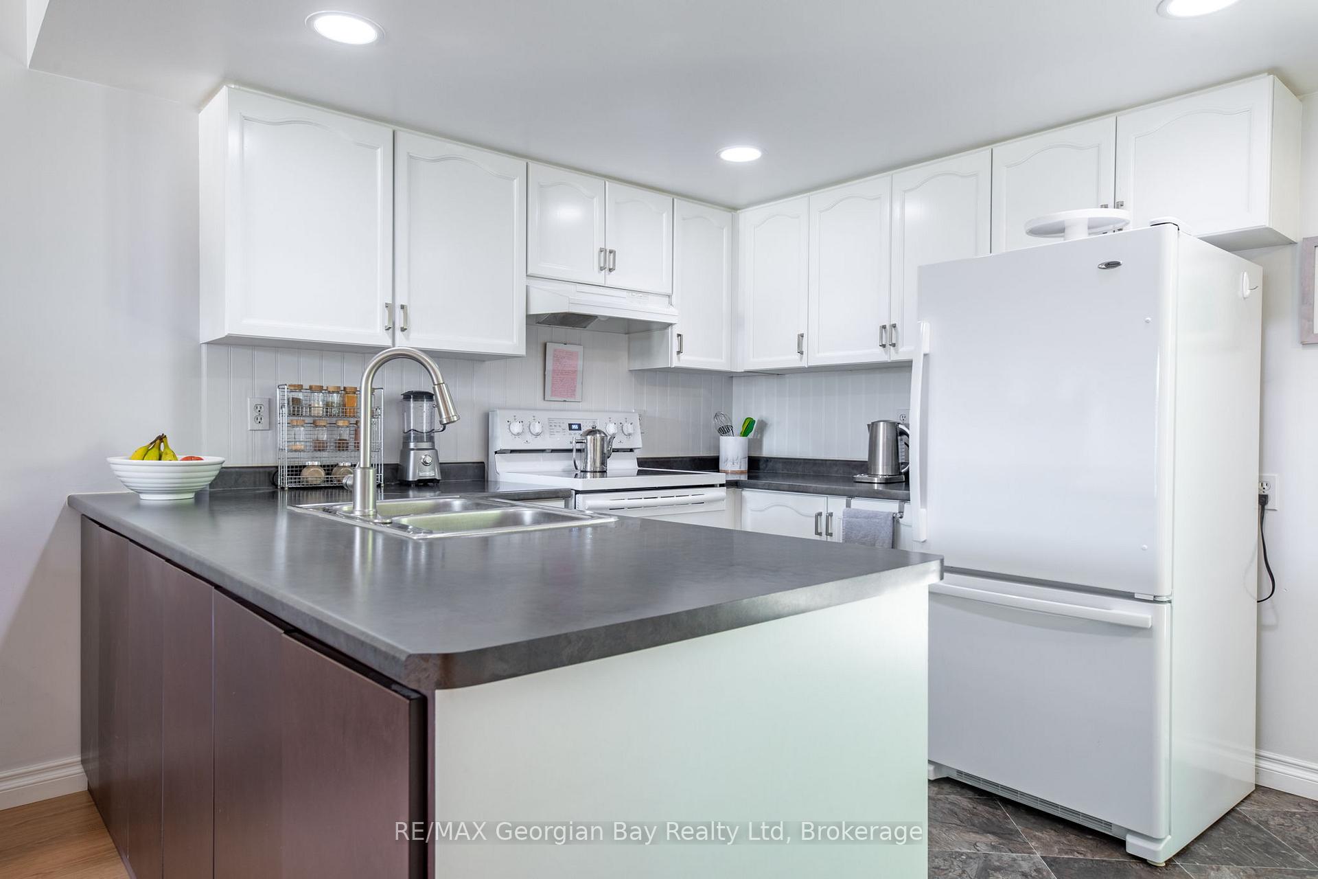 Photo 7 of 160 Griffin Street, Midland — HOMEH