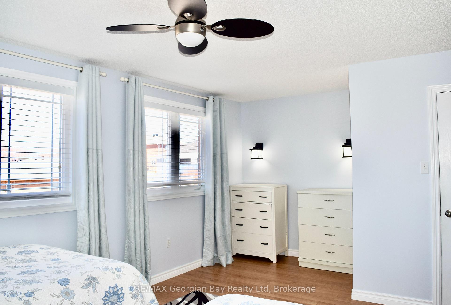 Photo 15 of 160 Griffin Street, Midland — HOMEH