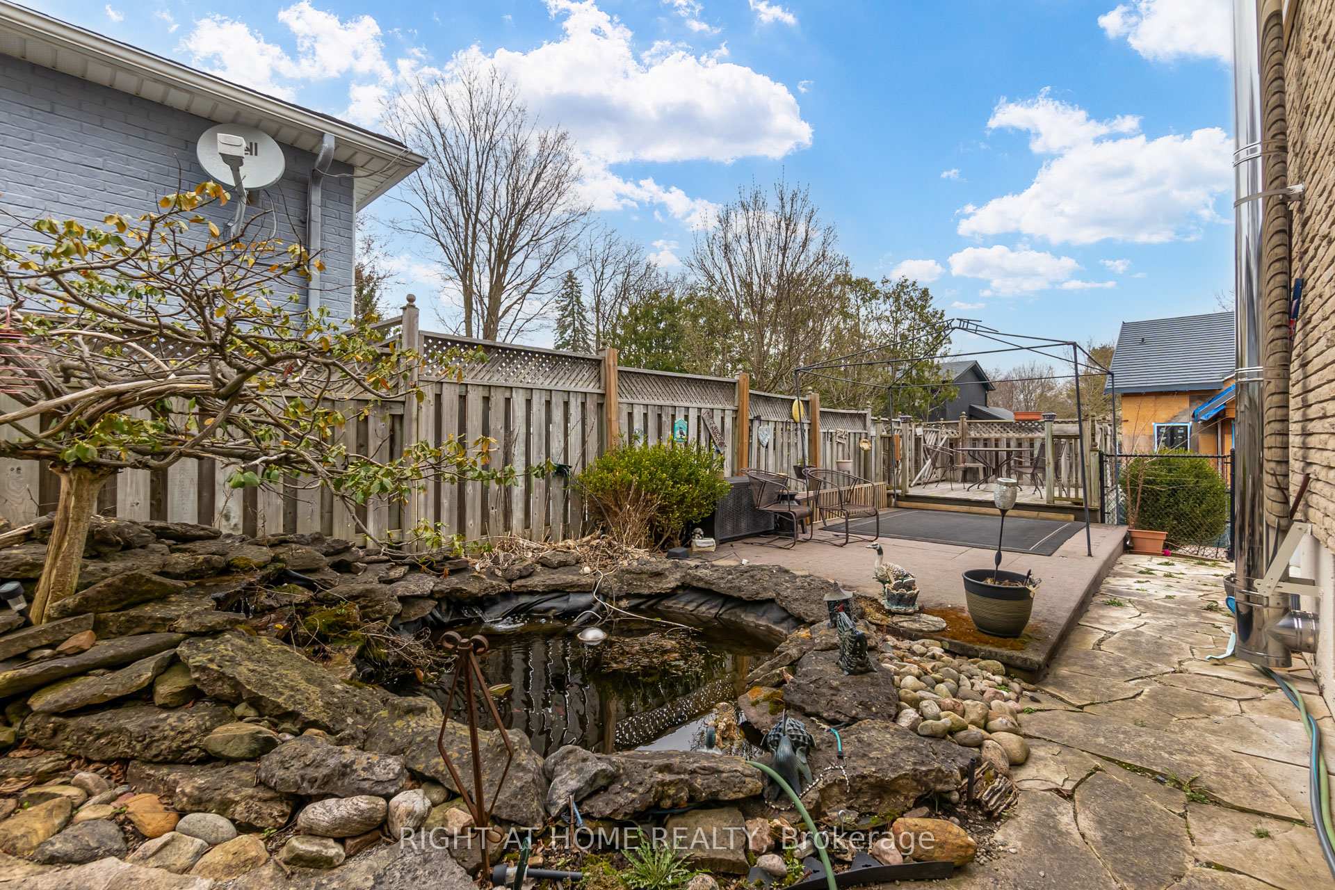 Photo 22 of 27 Sir Kay Drive, Markham, Markham Village — HOMEH