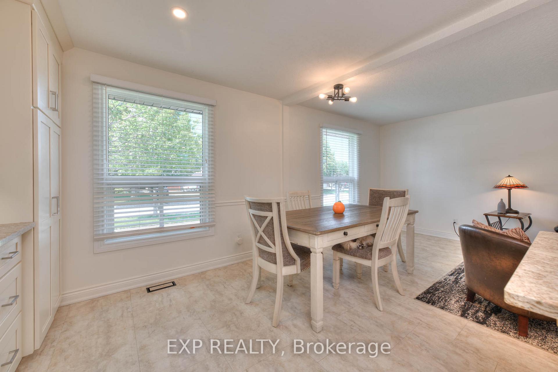 Photo 15 of 85 Pathfinder Crescent, Kitchener — HOMEH