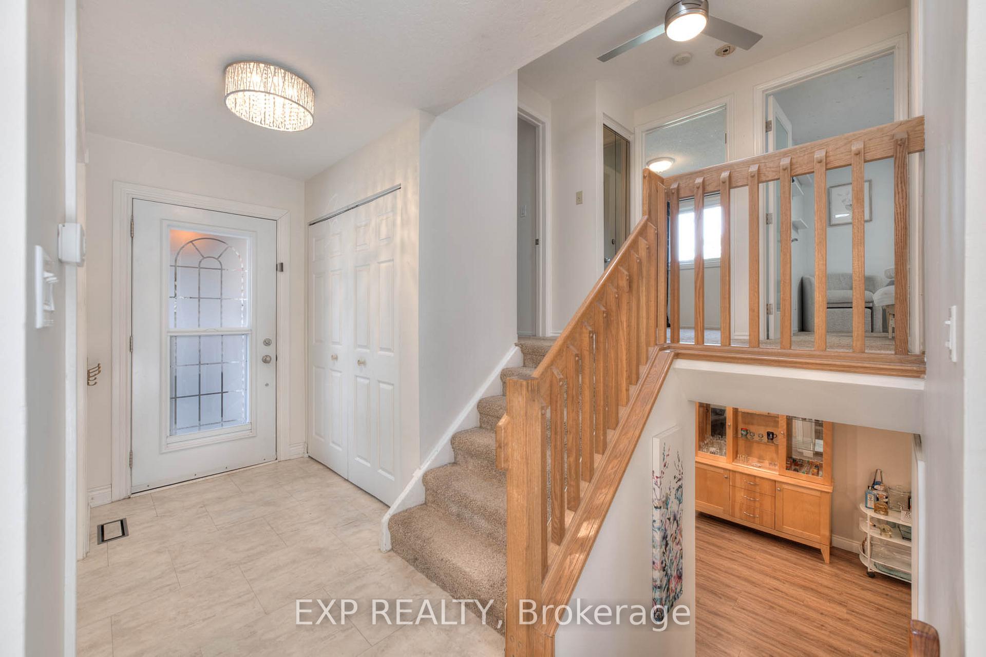 Photo 16 of 85 Pathfinder Crescent, Kitchener — HOMEH
