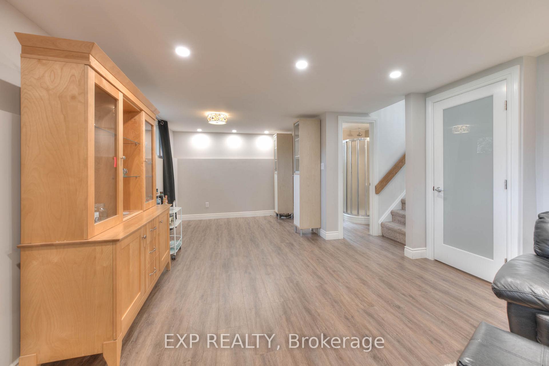 Photo 27 of 85 Pathfinder Crescent, Kitchener — HOMEH