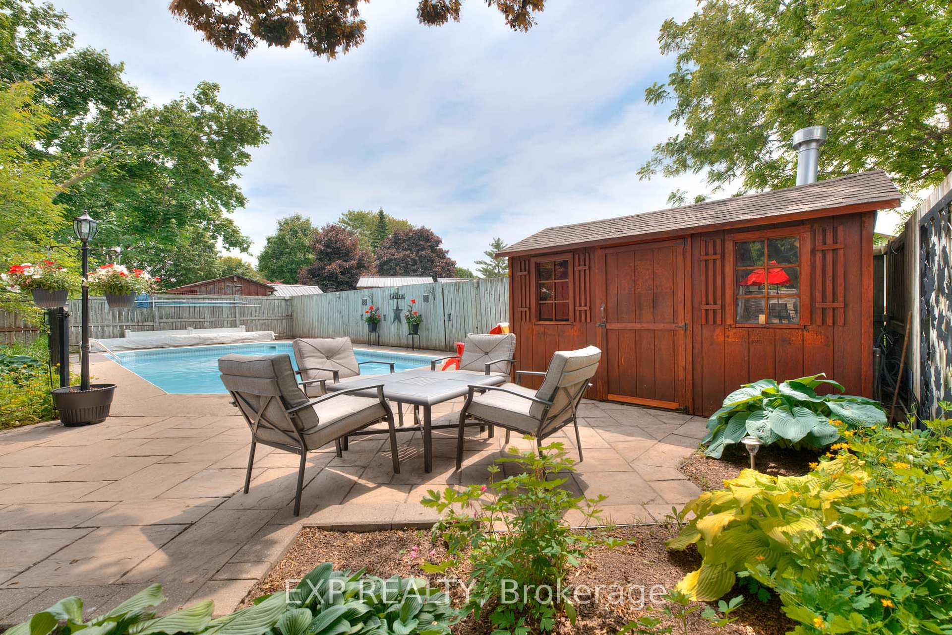 Photo 37 of 85 Pathfinder Crescent, Kitchener — HOMEH