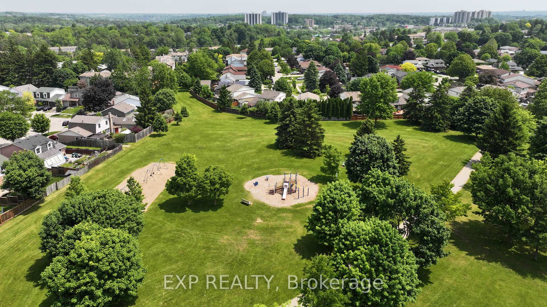 Photo 44 of 85 Pathfinder Crescent, Kitchener — HOMEH