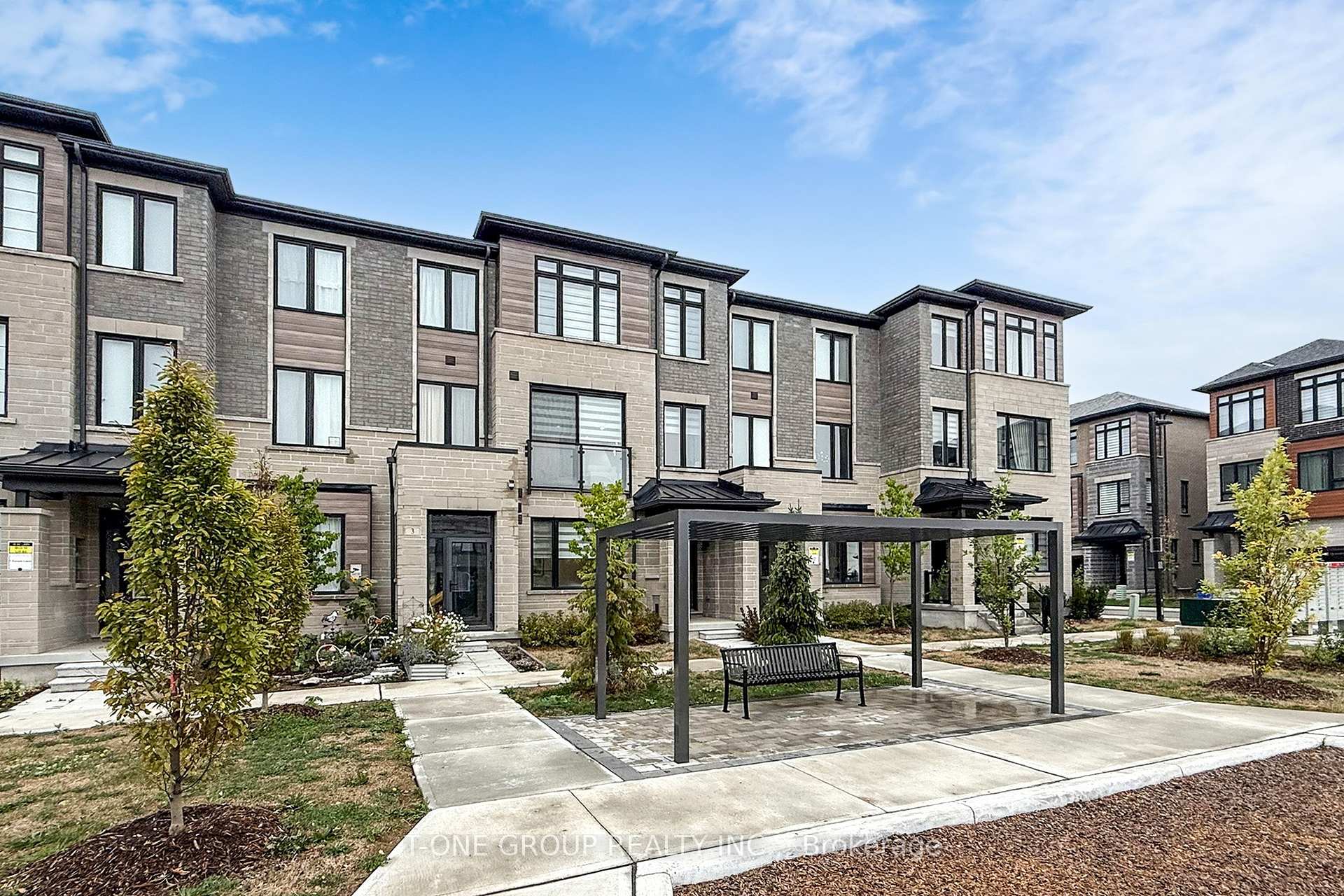 Photo 38 of 5 Eelam Lane, Markham, Wismer — HOMEH