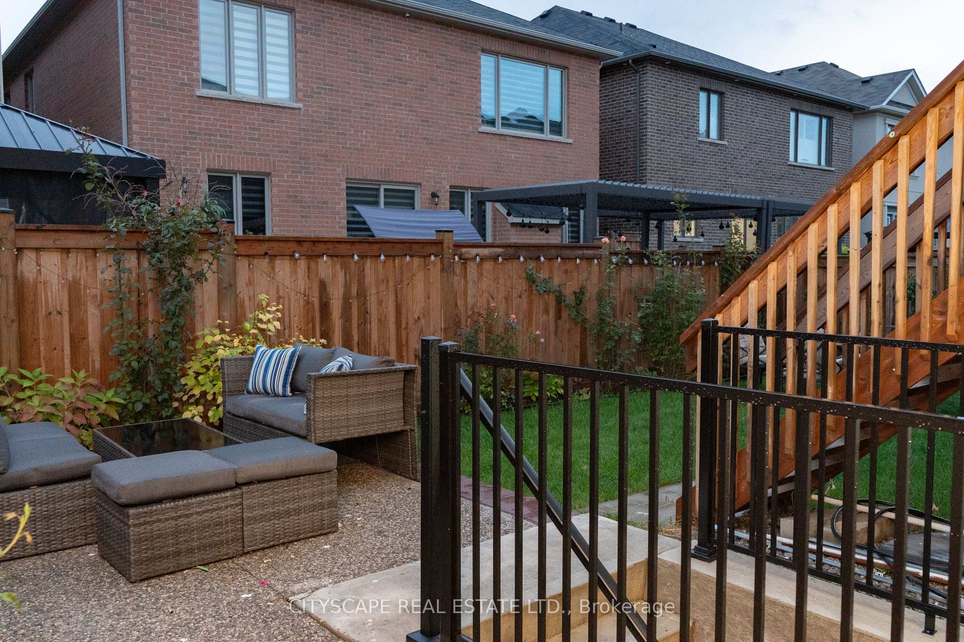 Photo 9 of 812 Magnolia Terrace, Milton, Cobban — HOMEH