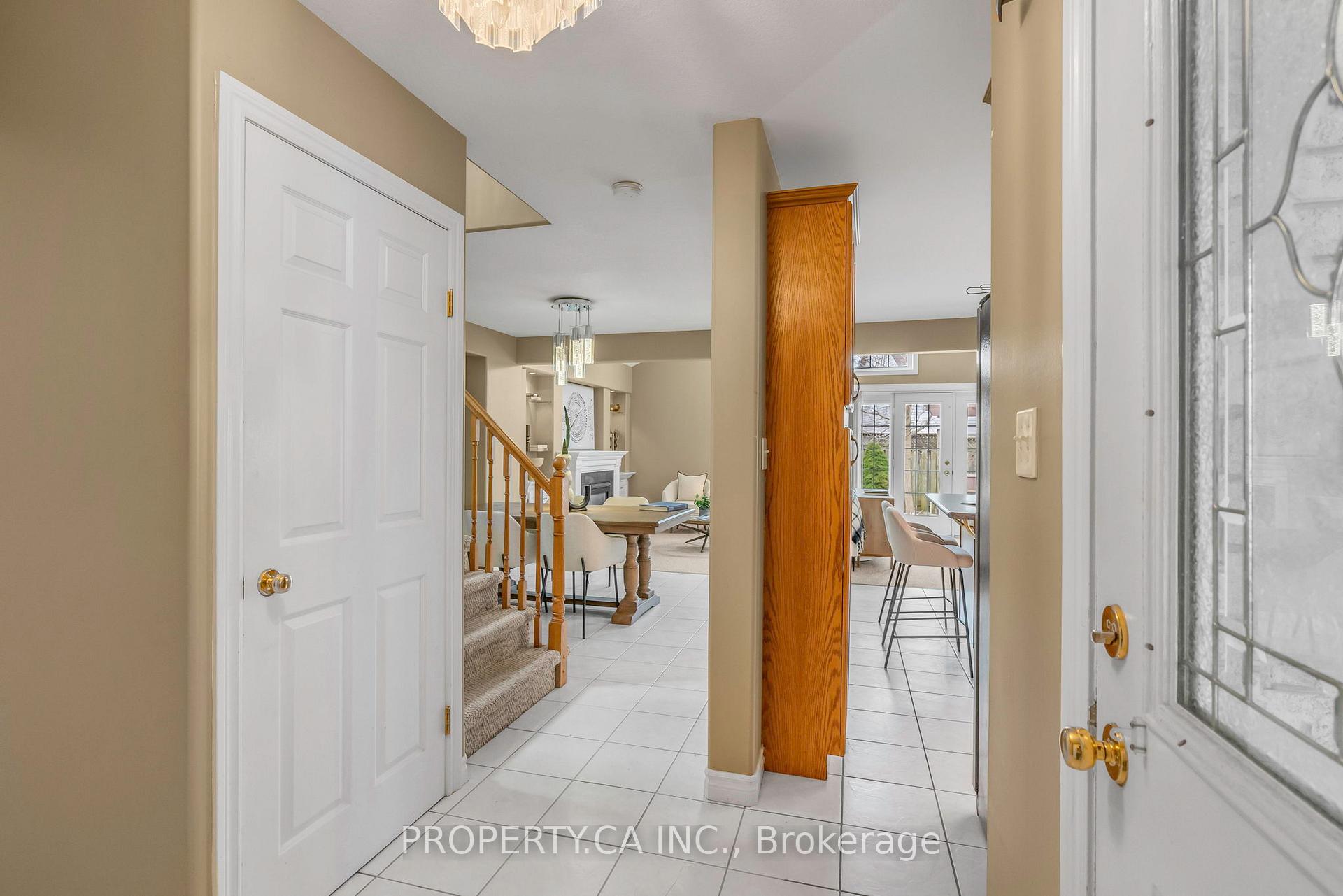 Photo 3 of 294 Huck Crescent, Kitchener — HOMEH