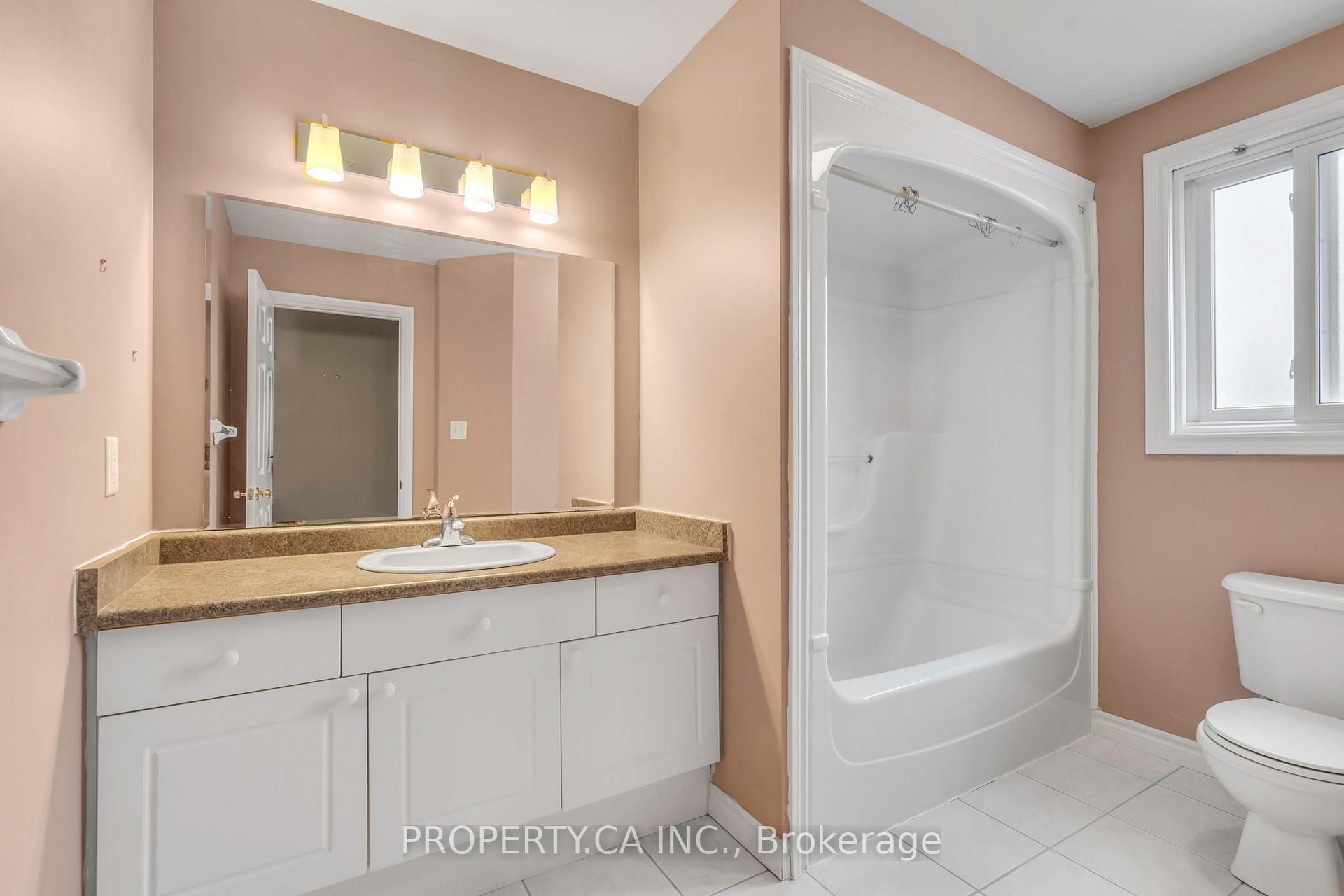 Photo 31 of 294 Huck Crescent, Kitchener — HOMEH