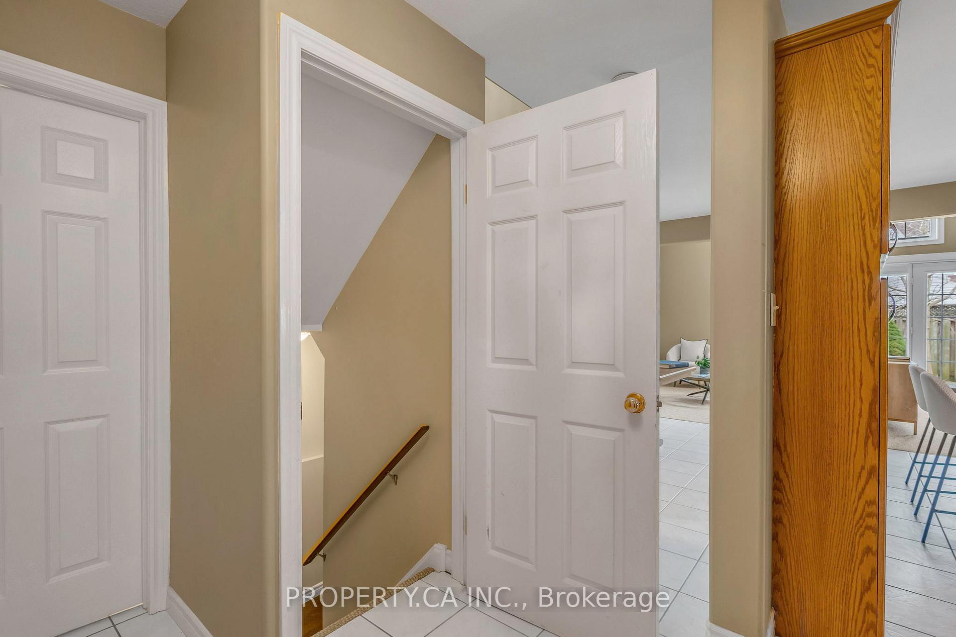 Photo 32 of 294 Huck Crescent, Kitchener — HOMEH
