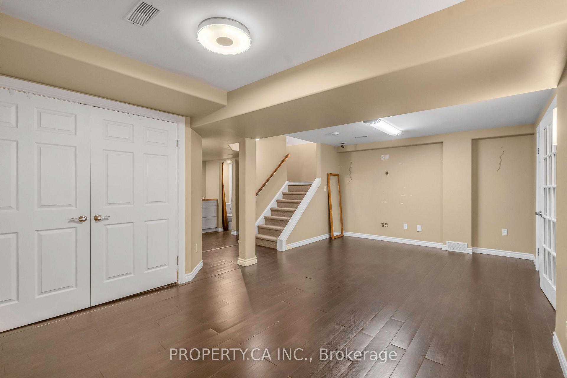 Photo 33 of 294 Huck Crescent, Kitchener — HOMEH