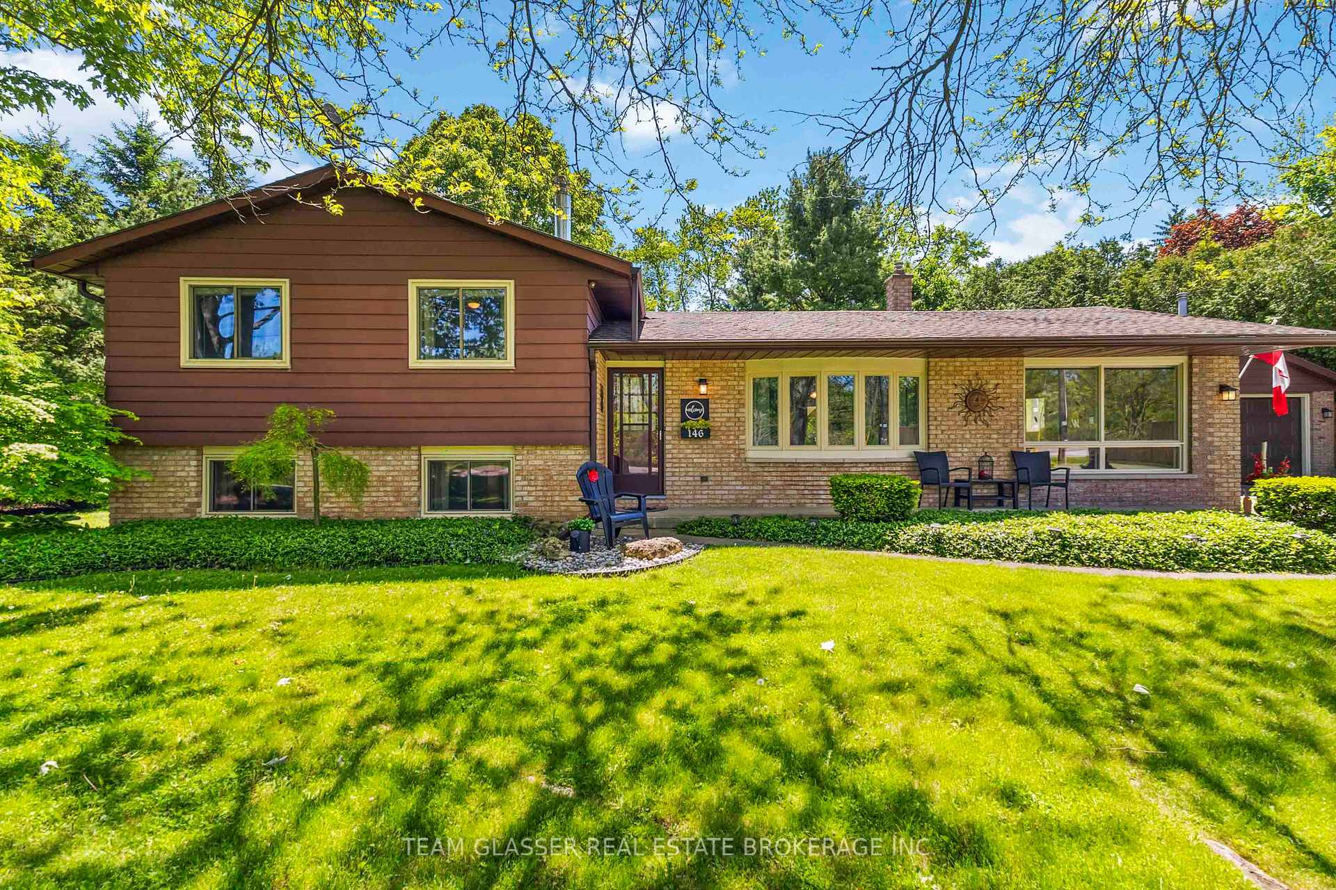 Photo 3 of 146 Railway Avenue, Middlesex Centre, Komoka — HOMEH