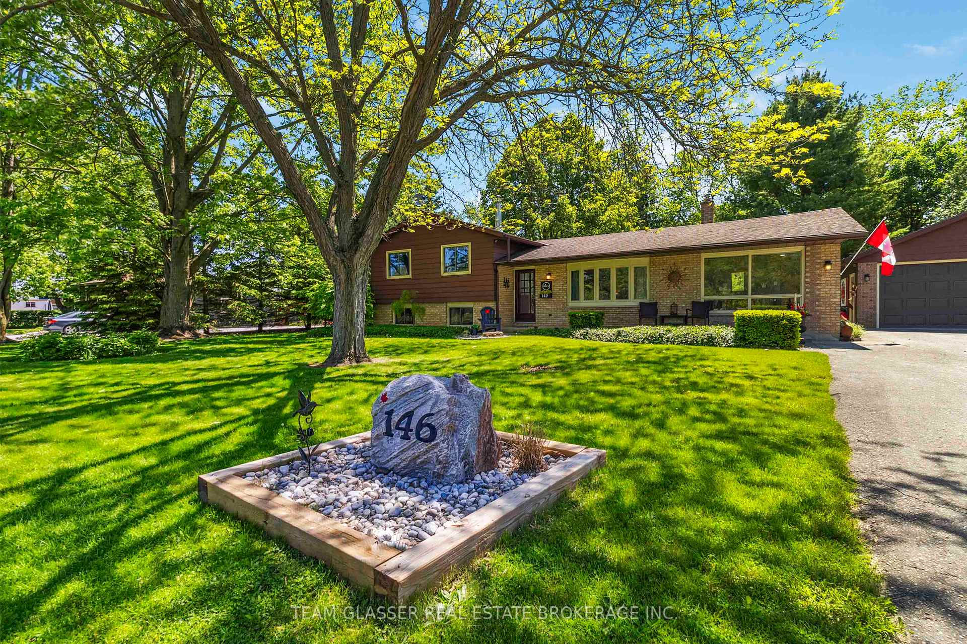 Photo 5 of 146 Railway Avenue, Middlesex Centre, Komoka — HOMEH