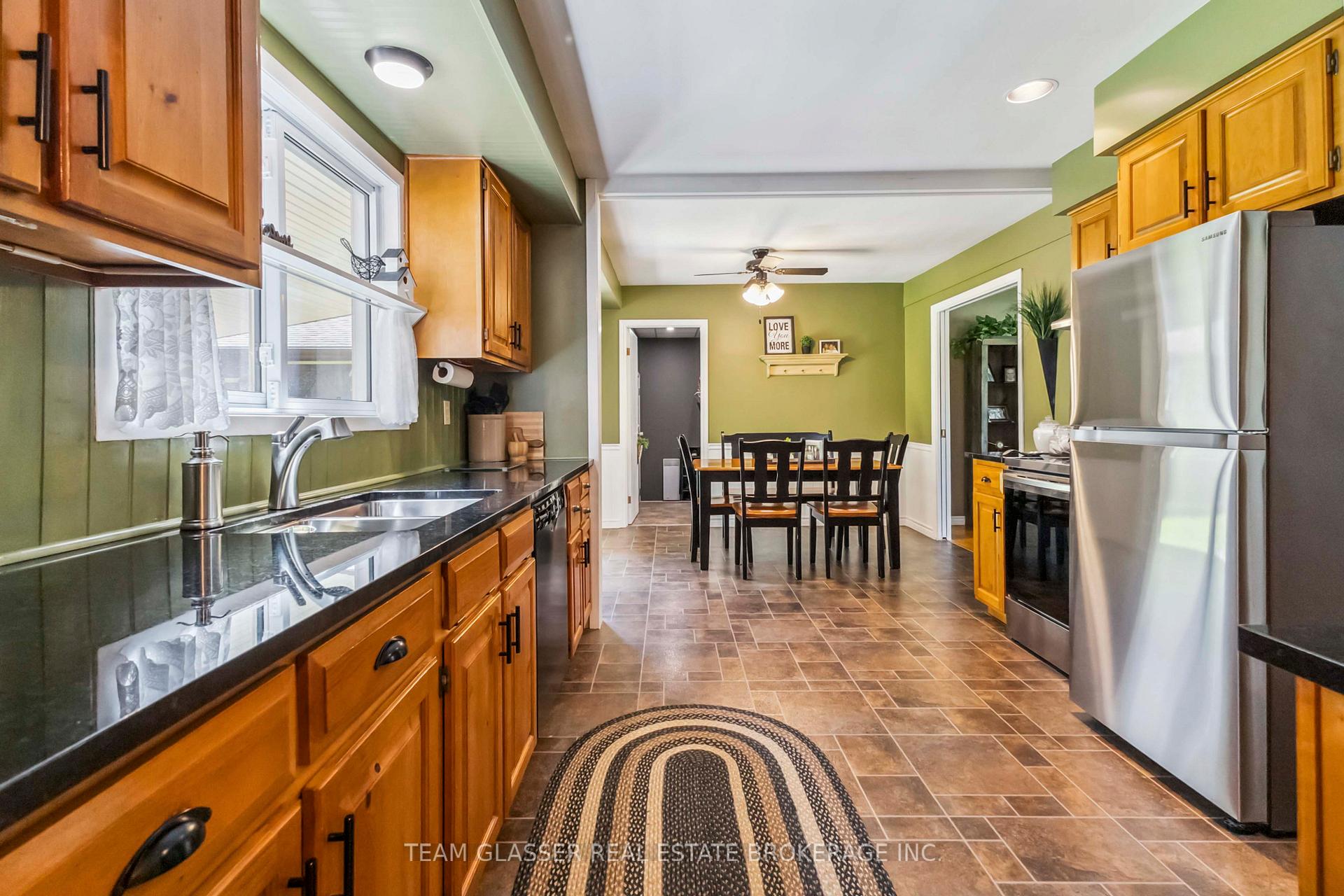 Photo 18 of 146 Railway Avenue, Middlesex Centre, Komoka — HOMEH
