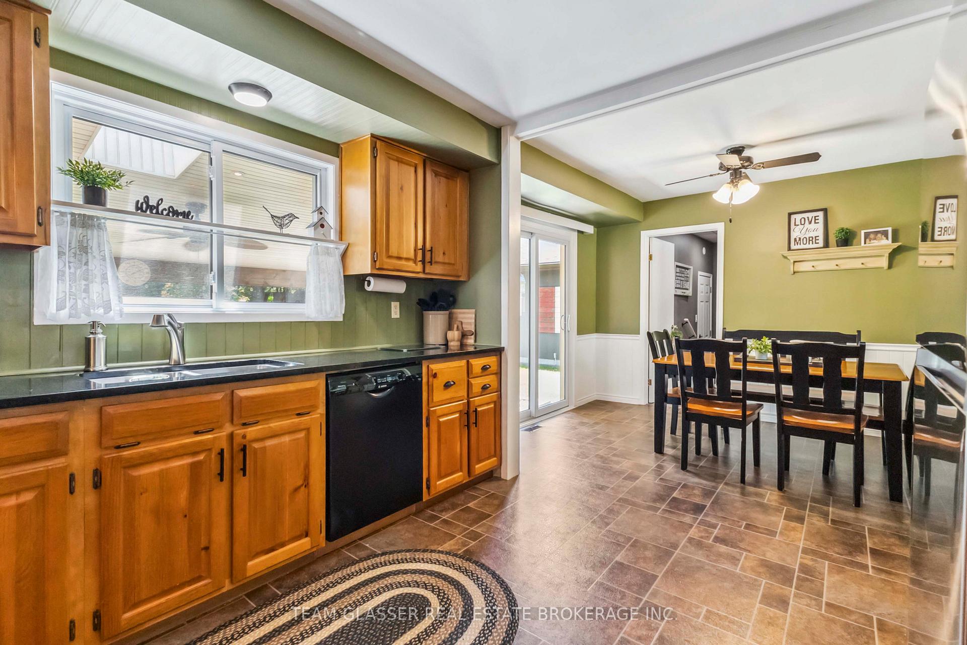 Photo 19 of 146 Railway Avenue, Middlesex Centre, Komoka — HOMEH