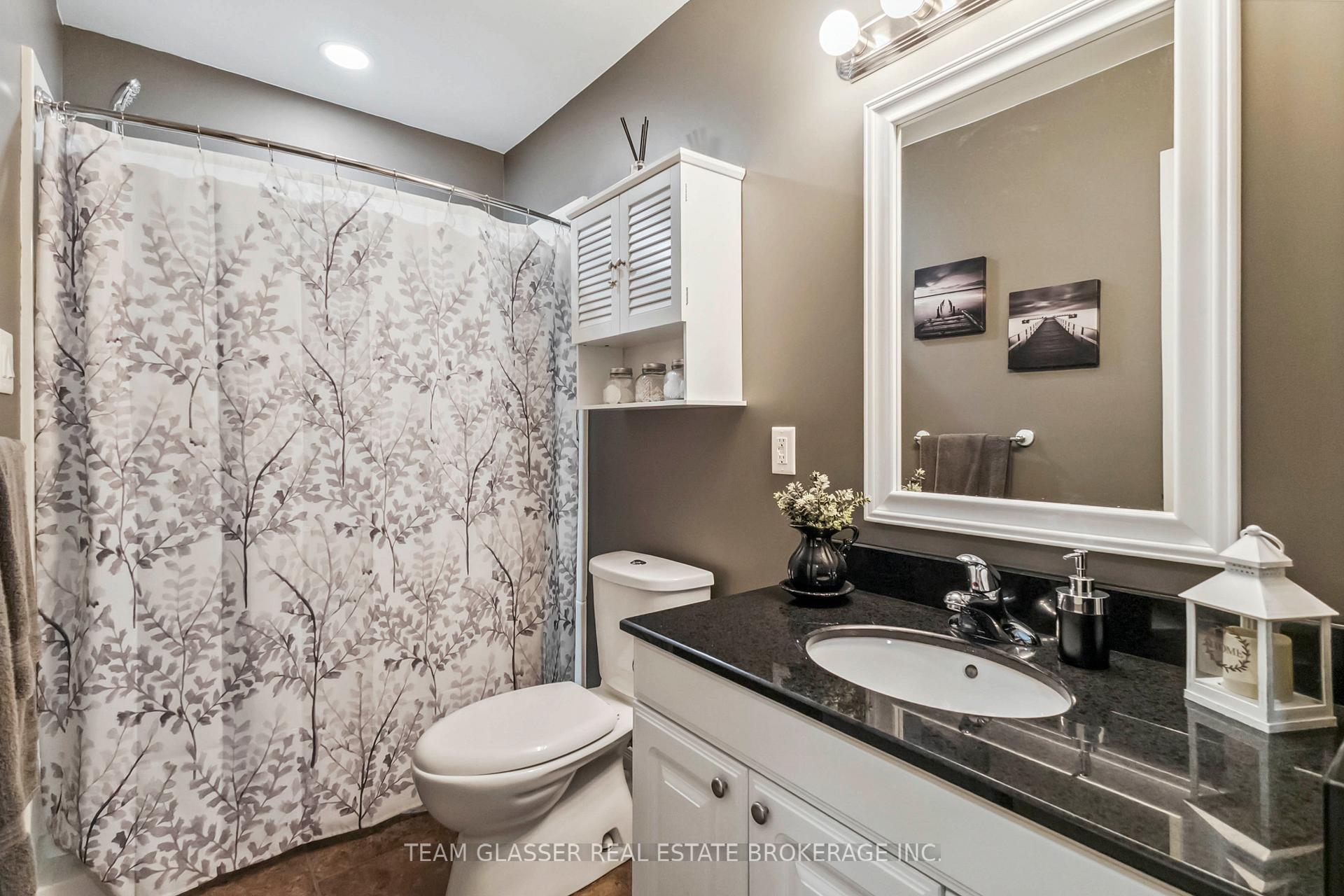 Photo 32 of 146 Railway Avenue, Middlesex Centre, Komoka — HOMEH