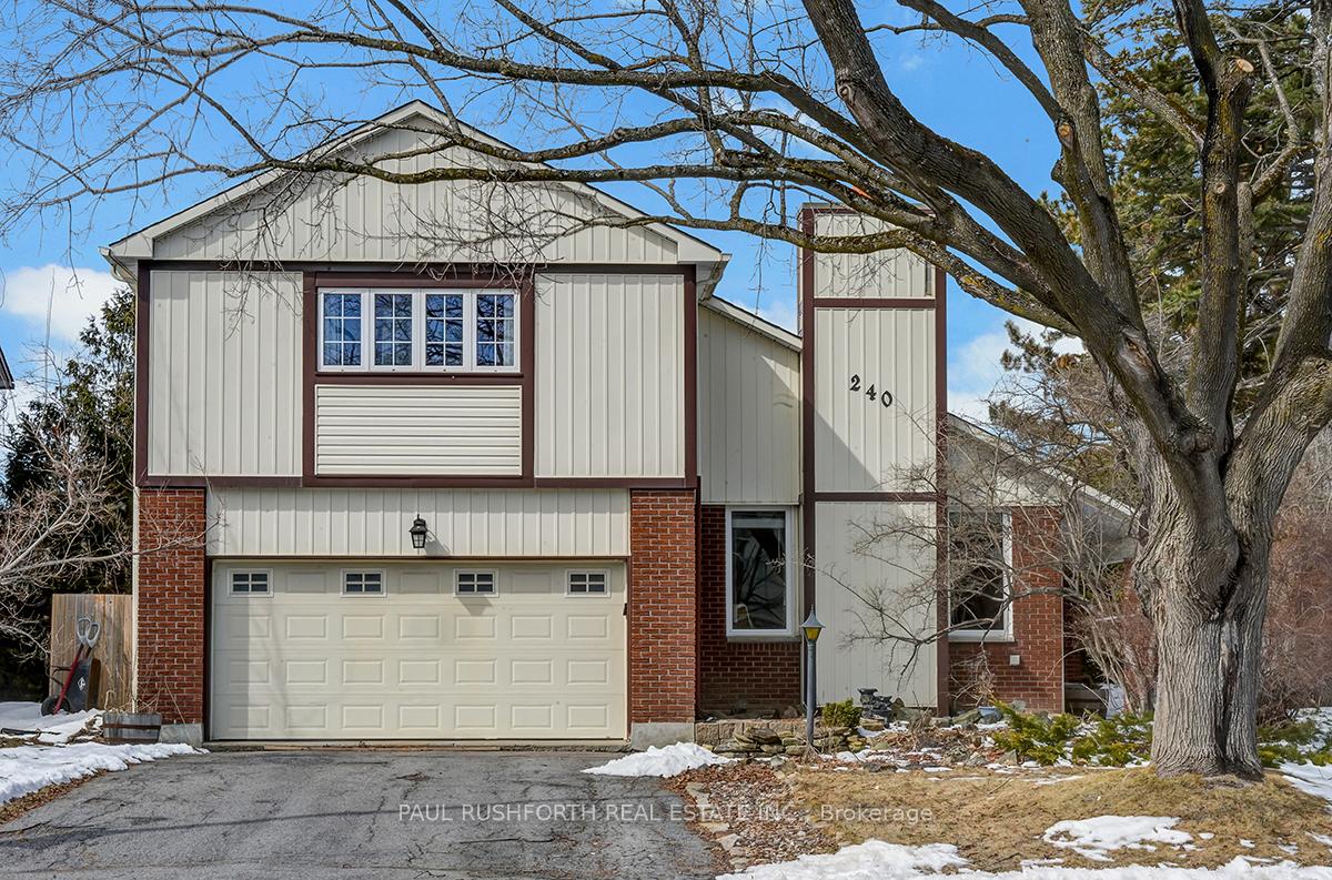 Photo 1 of 240 Equestrian Drive, Ottawa, Kanata - Bridlewood — HOMEH