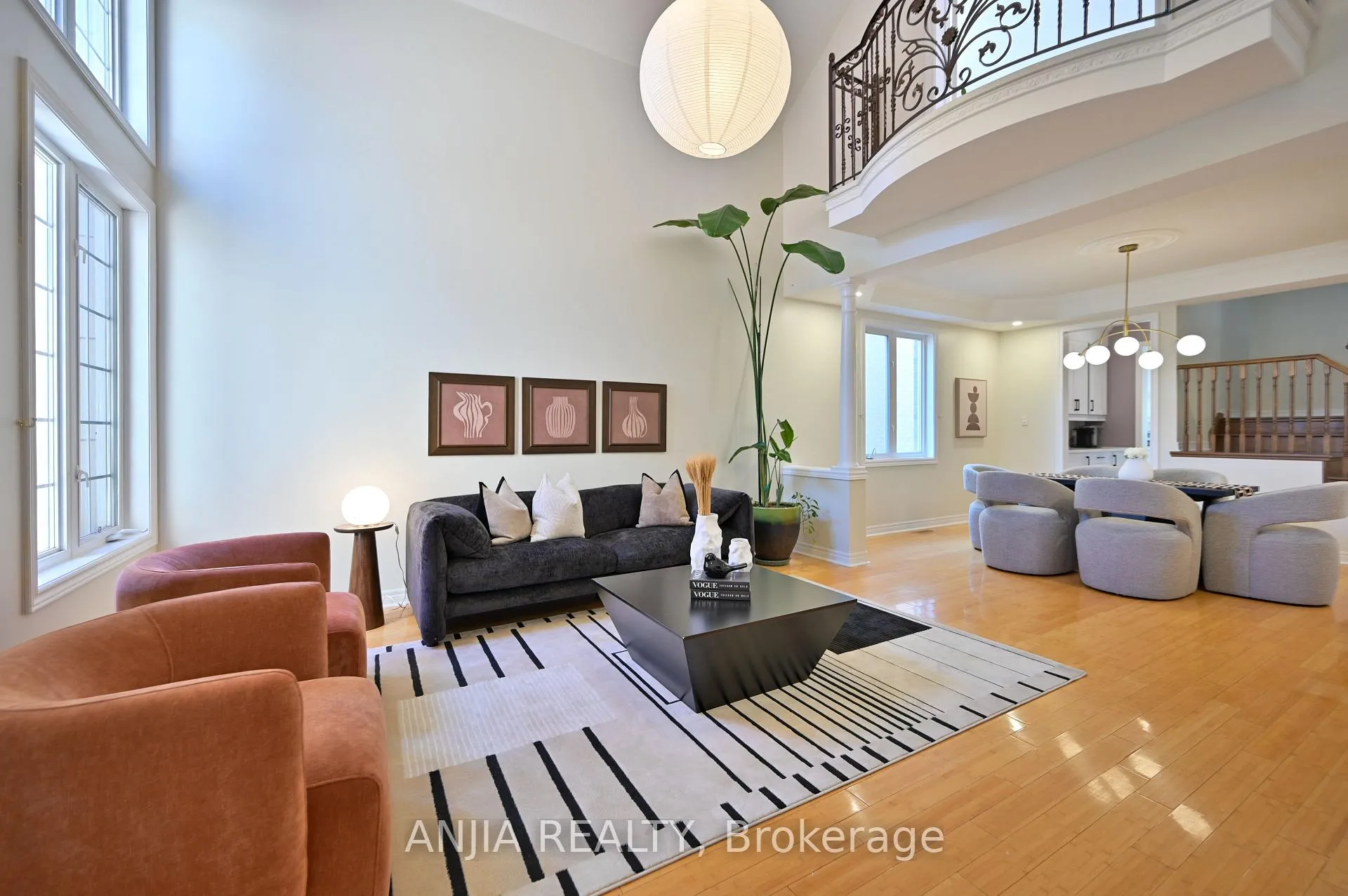 Photo 5 of 30 Annina Crescent, Markham, Village Green-South Unionville — HOMEH