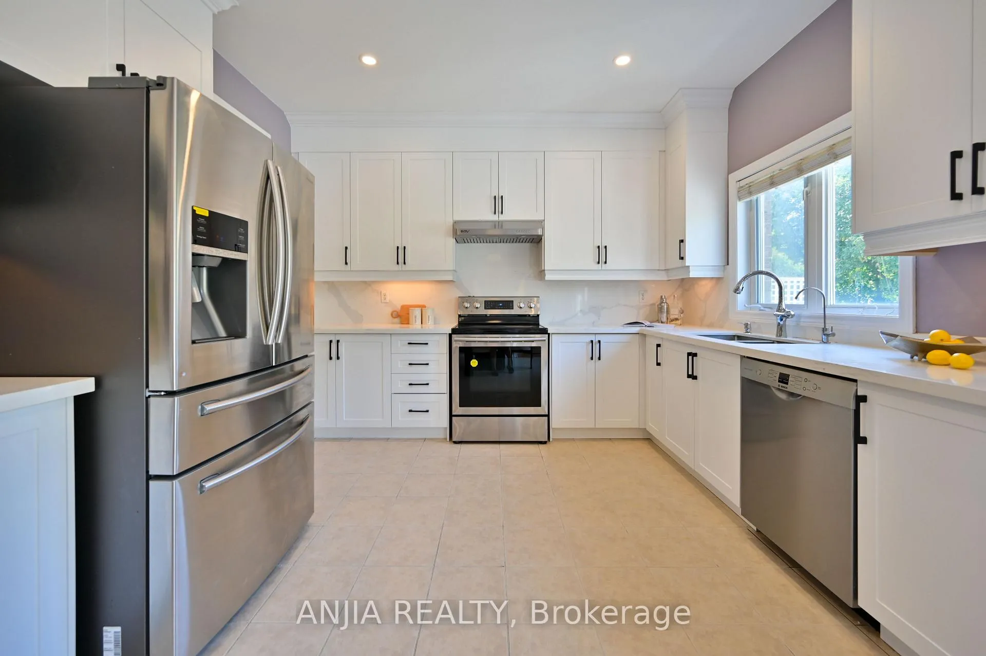 Photo 18 of 30 Annina Crescent, Markham, Village Green-South Unionville — HOMEH