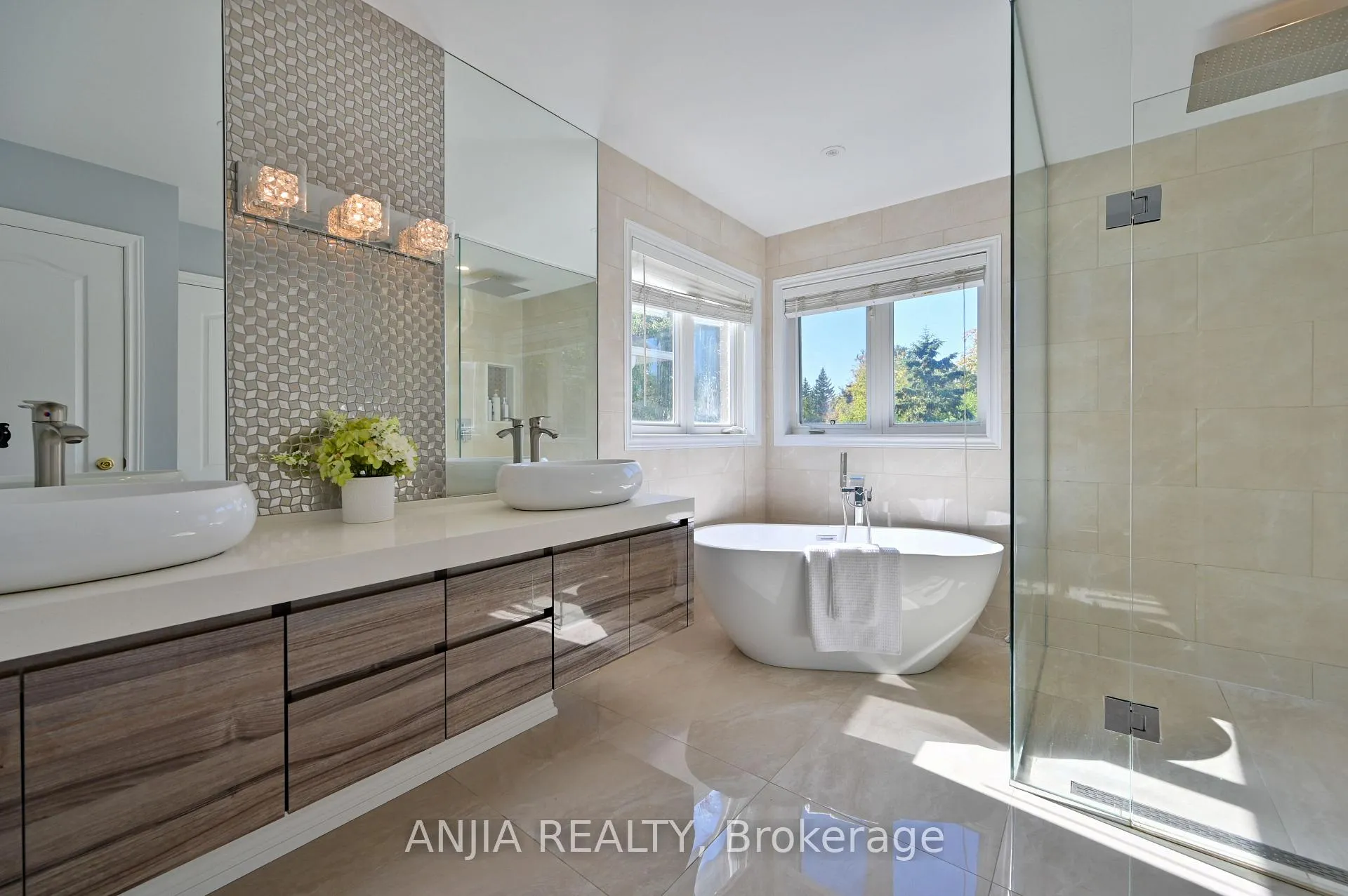 Photo 28 of 30 Annina Crescent, Markham, Village Green-South Unionville — HOMEH