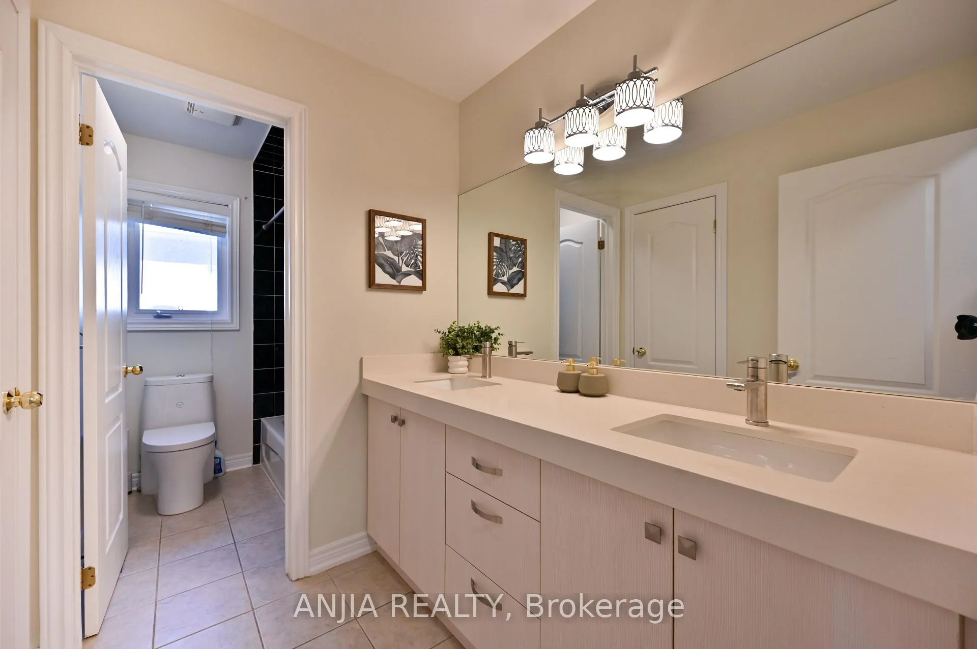 Photo 31 of 30 Annina Crescent, Markham, Village Green-South Unionville — HOMEH