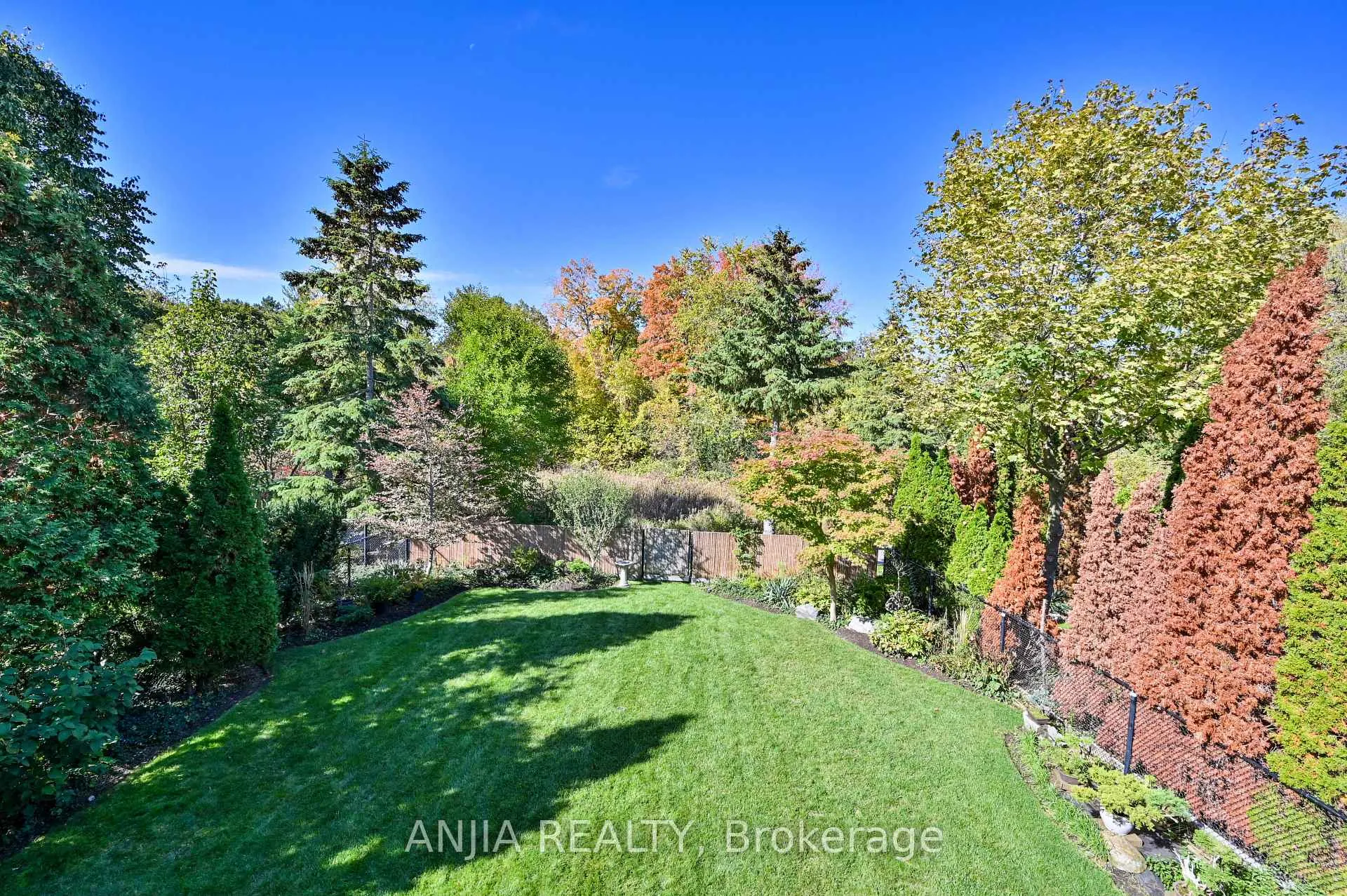 Photo 45 of 30 Annina Crescent, Markham, Village Green-South Unionville — HOMEH