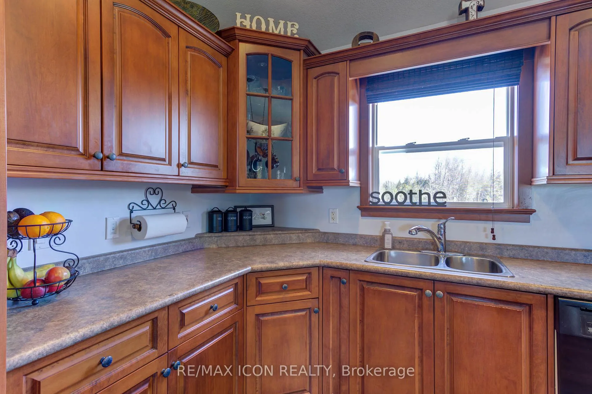 Photo 13 of 9643 3 Road N, Minto — HOMEH