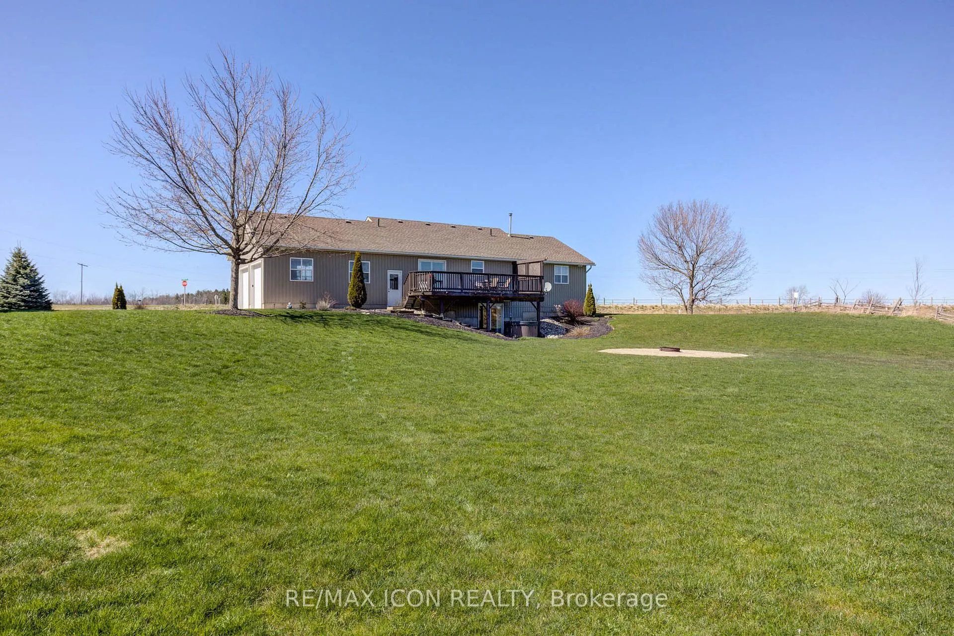 Photo 30 of 9643 3 Road N, Minto — HOMEH