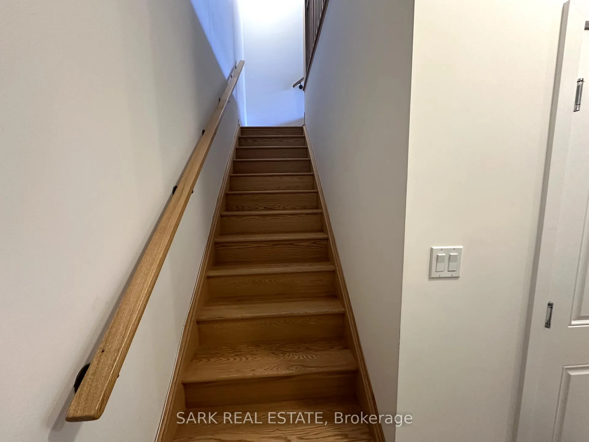 Photo 5 of 1545 Moonseed Place, Milton, Cobban — HOMEH