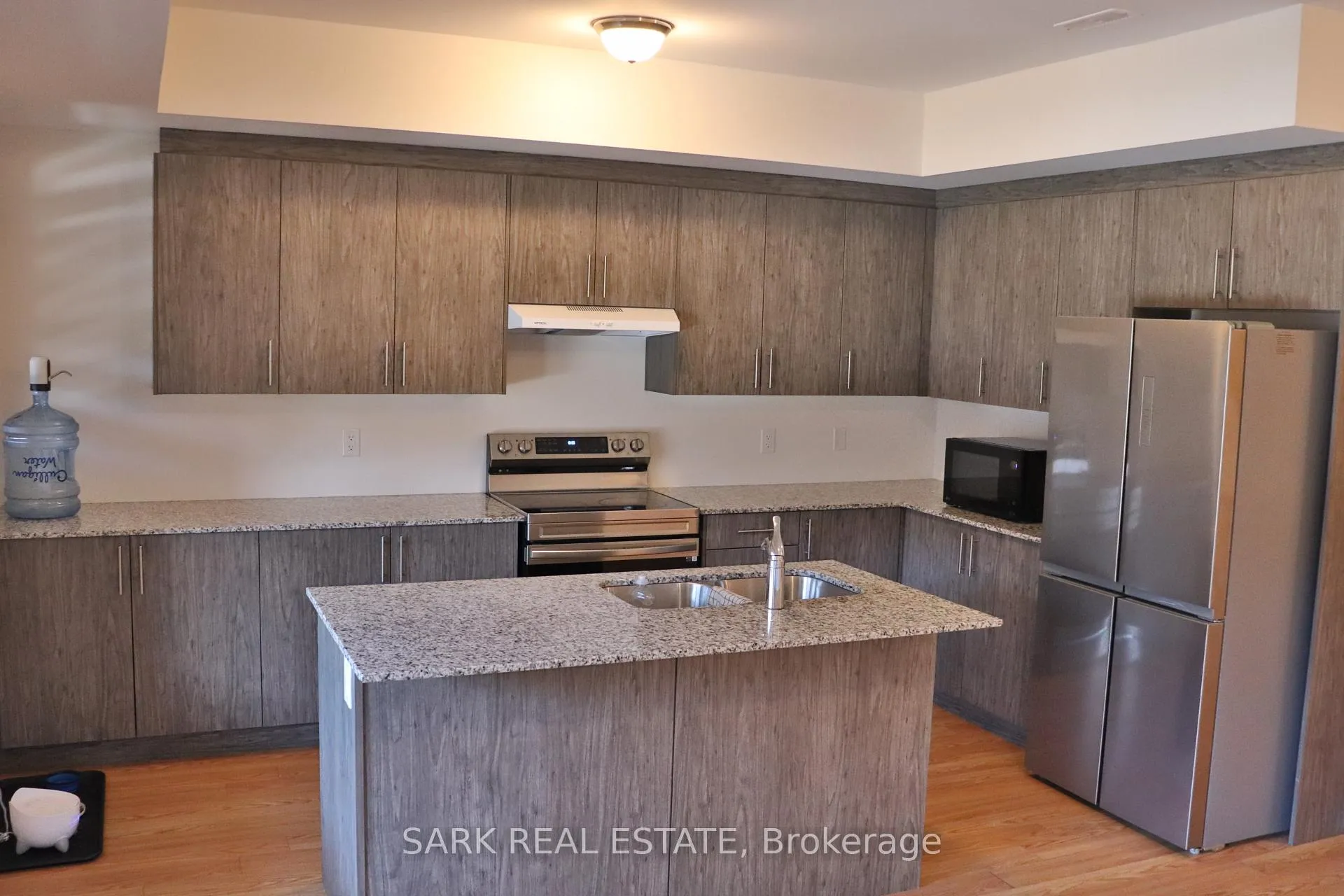 Photo 9 of 1545 Moonseed Place, Milton, Cobban — HOMEH