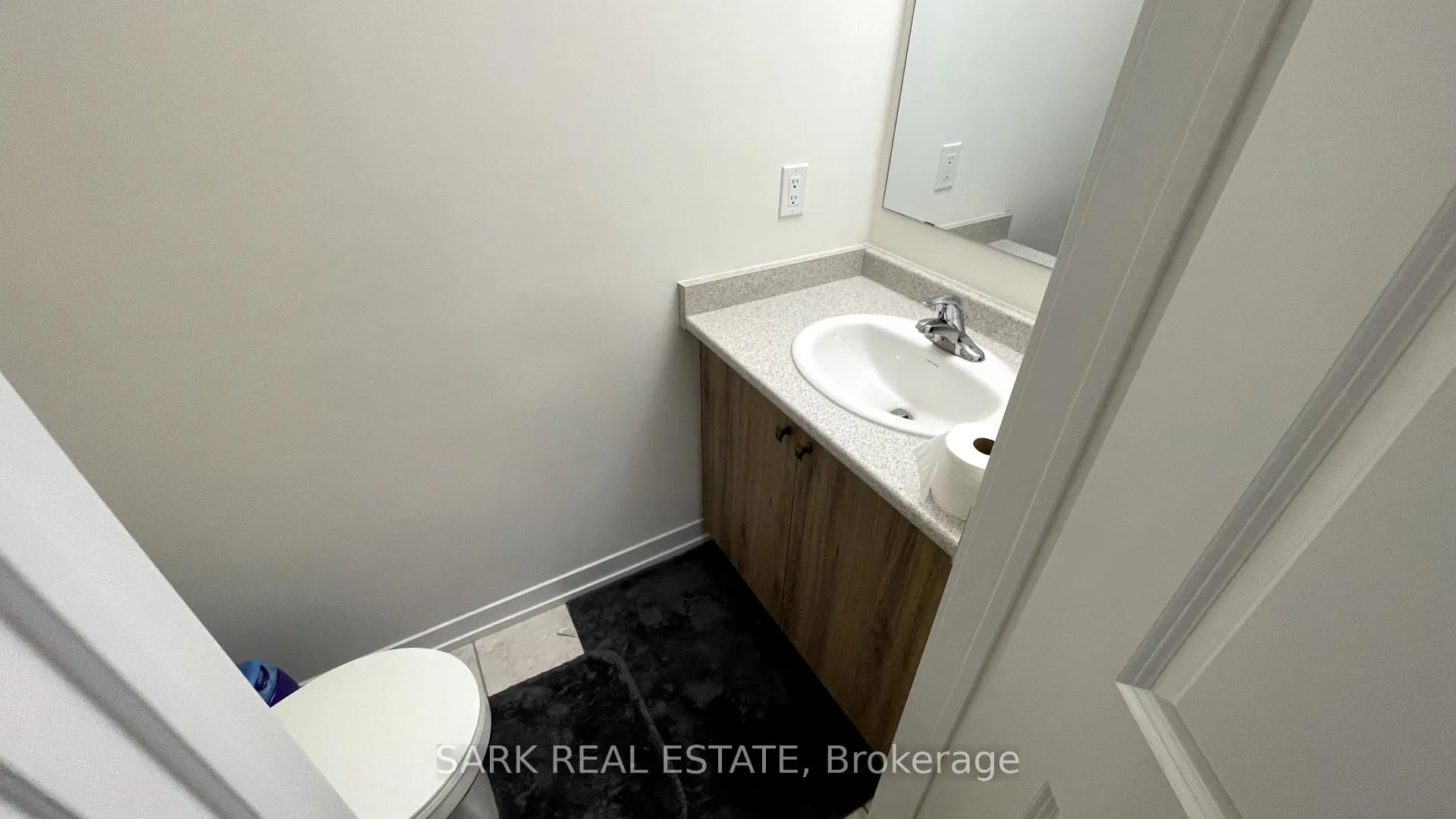 Photo 10 of 1545 Moonseed Place, Milton, Cobban — HOMEH