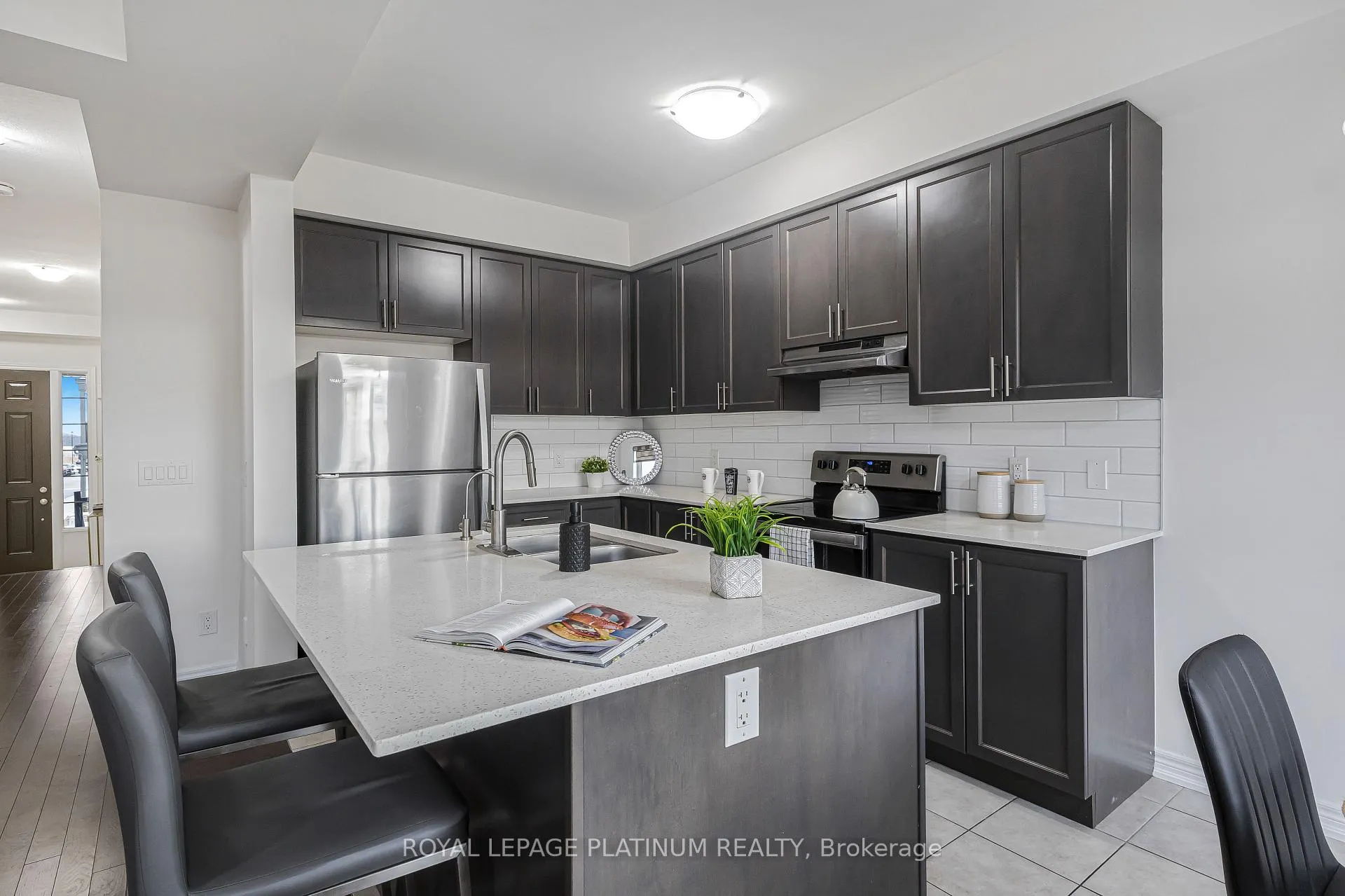 Photo 9 of 96 Reistwood Drive, Kitchener — HOMEH