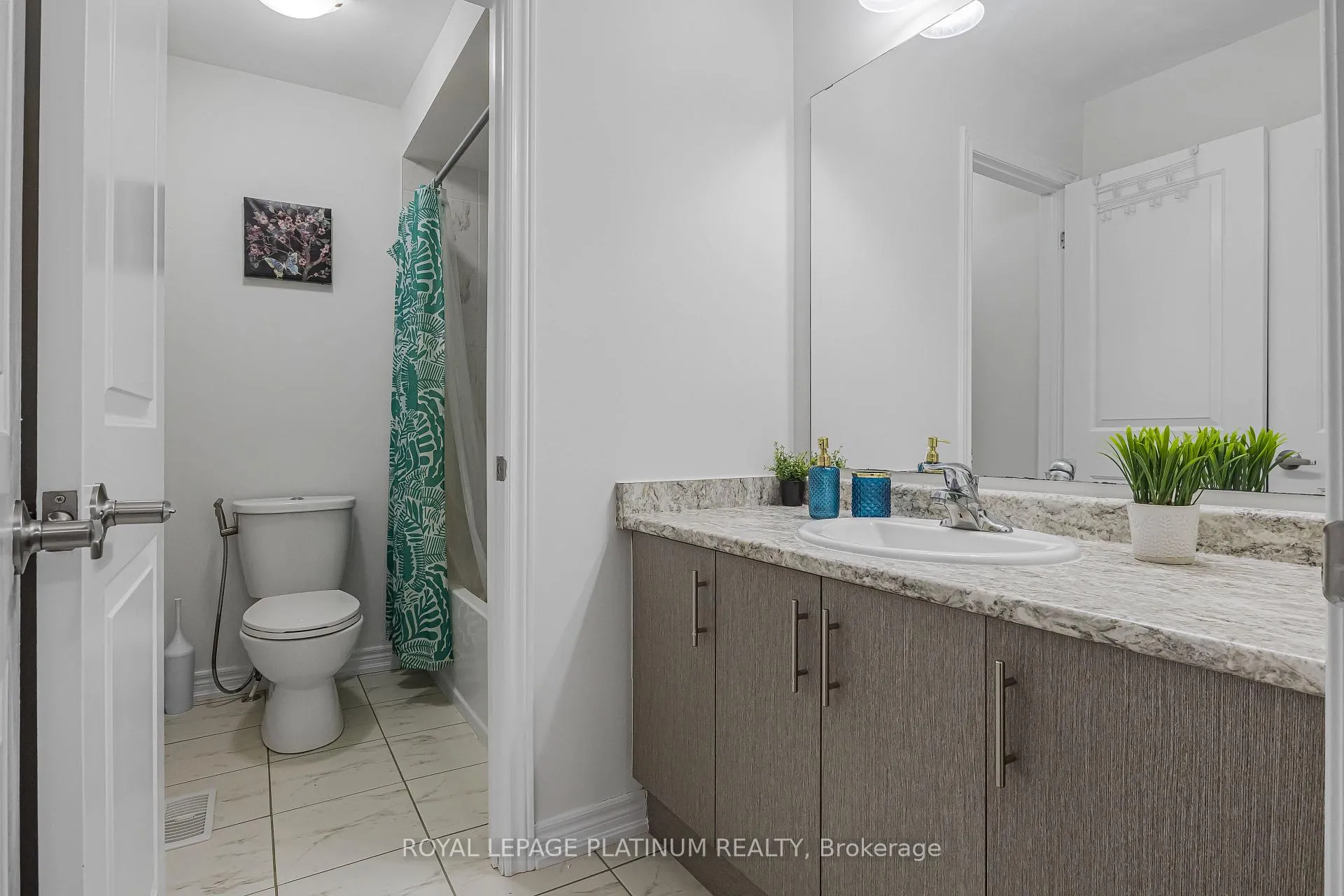 Photo 17 of 96 Reistwood Drive, Kitchener — HOMEH