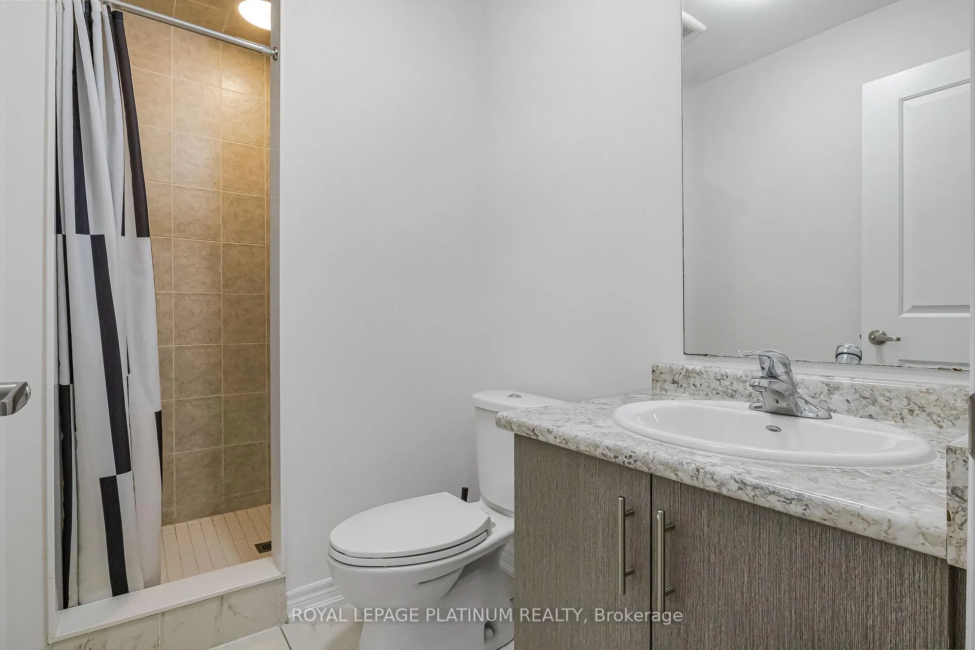 Photo 23 of 96 Reistwood Drive, Kitchener — HOMEH