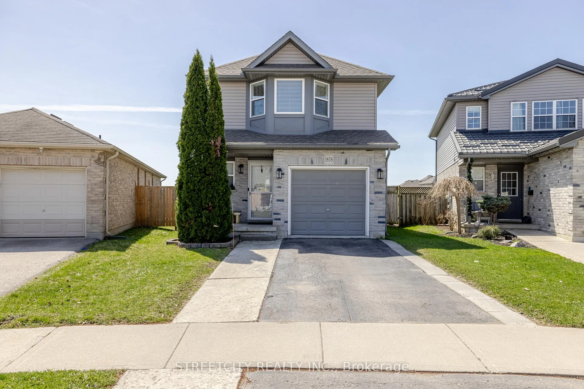 Front of 1858 Bloom Crescent