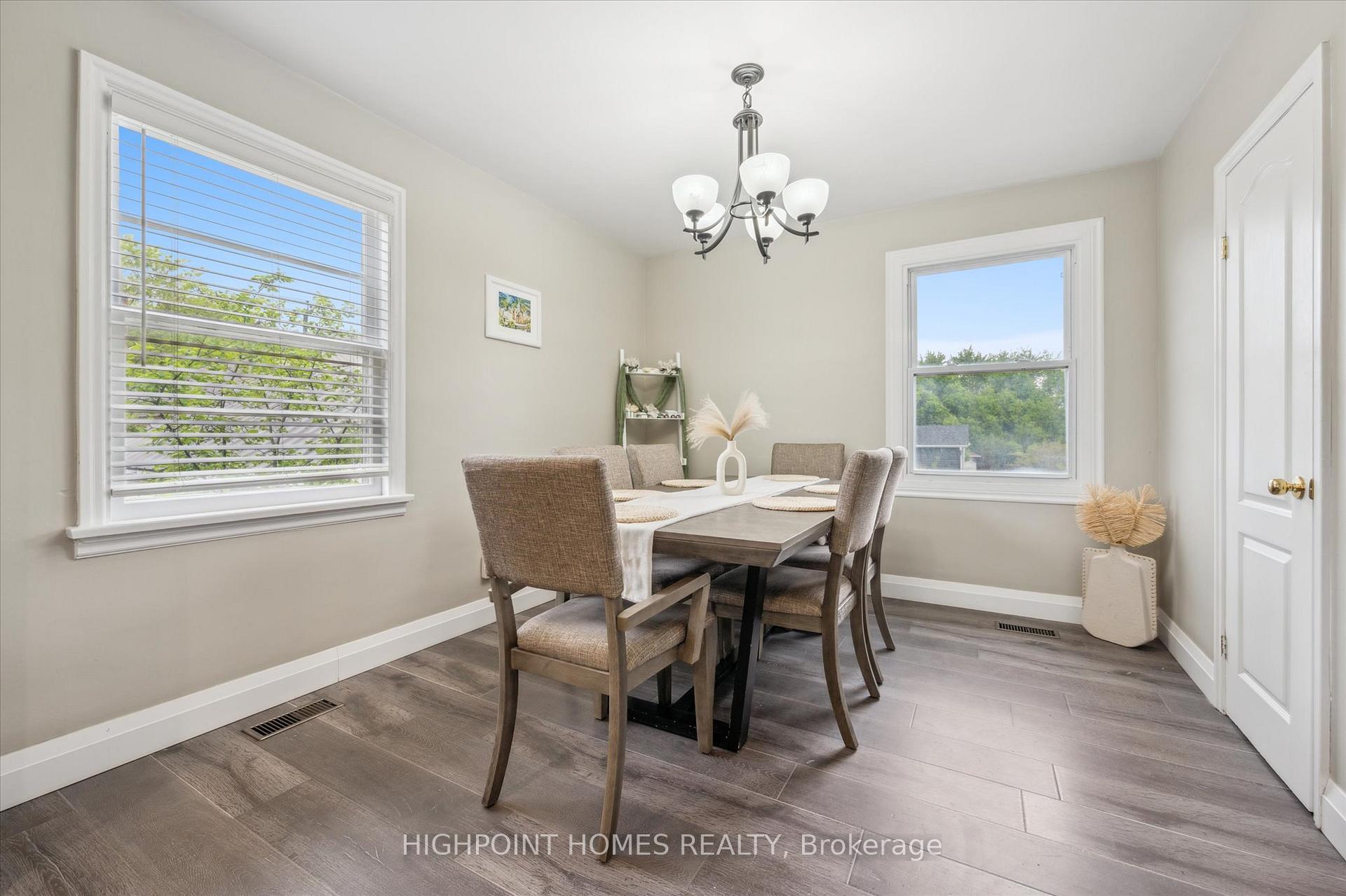 Photo 11 of 622 Weber Street E, Kitchener, Eastwood — HOMEH
