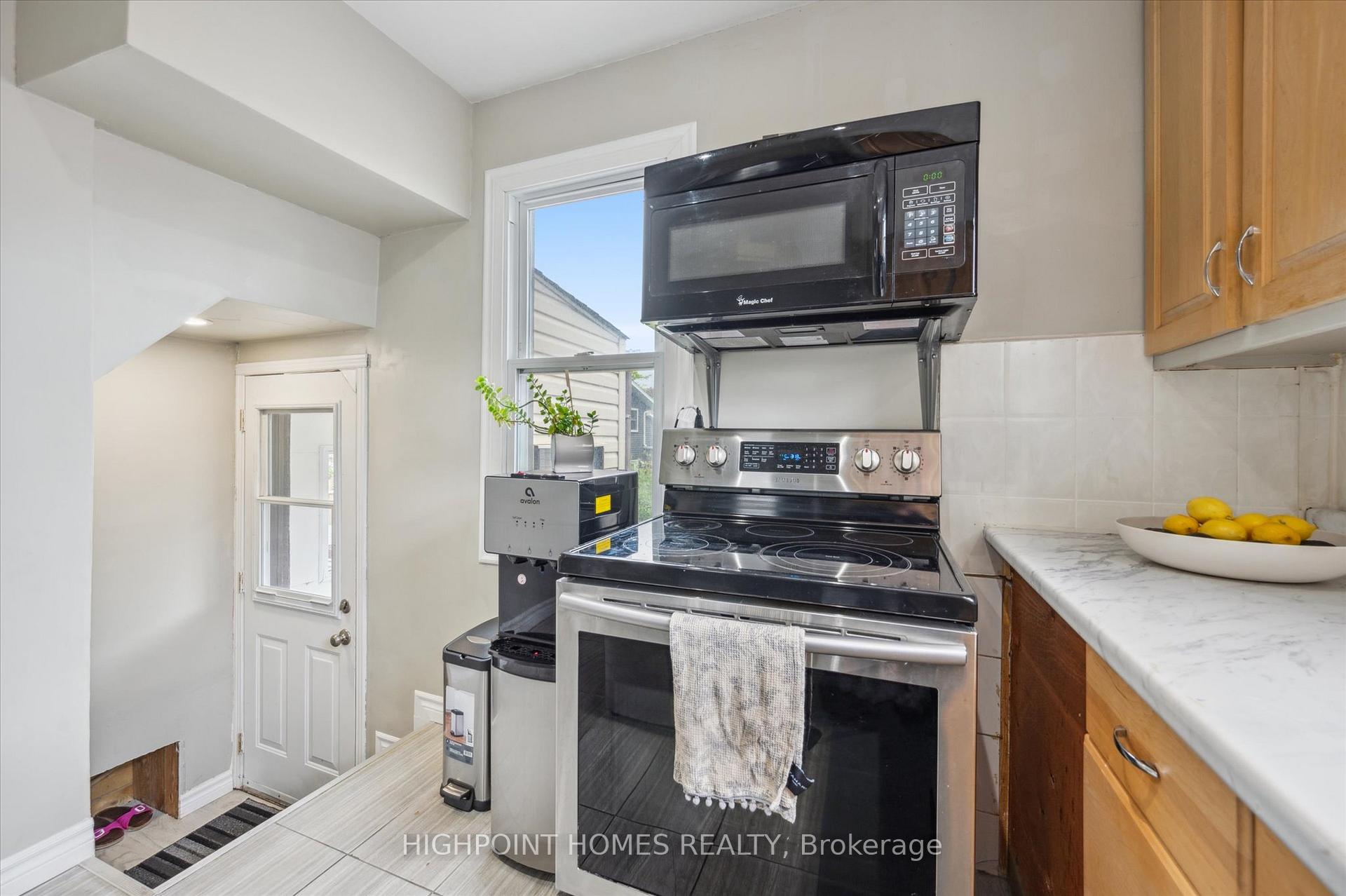 Photo 14 of 622 Weber Street E, Kitchener, Eastwood — HOMEH