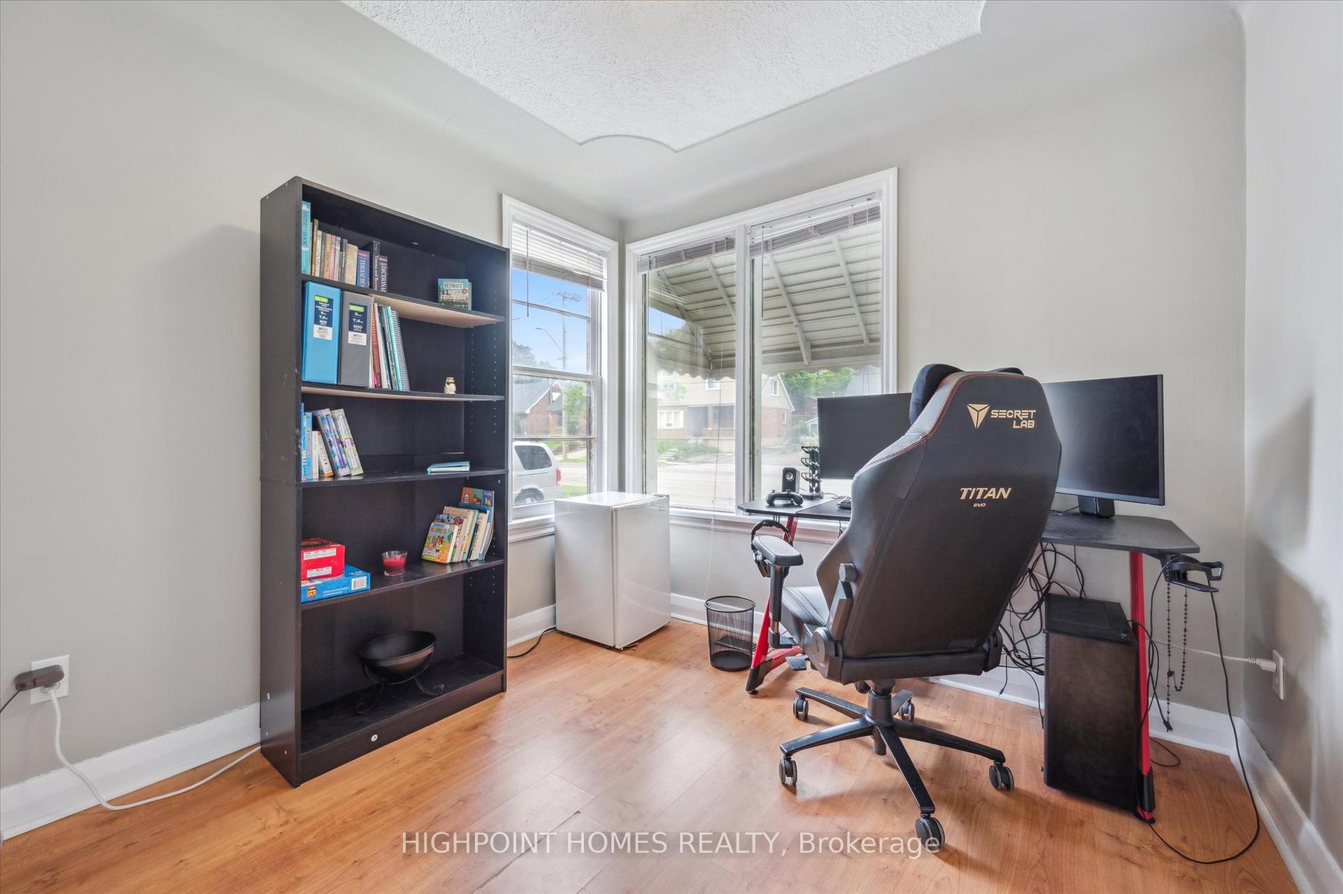 Photo 16 of 622 Weber Street E, Kitchener, Eastwood — HOMEH