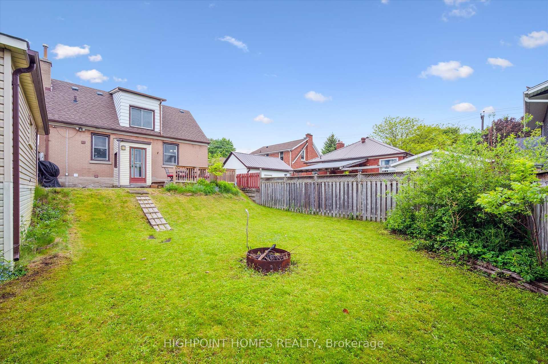 Photo 30 of 622 Weber Street E, Kitchener, Eastwood — HOMEH
