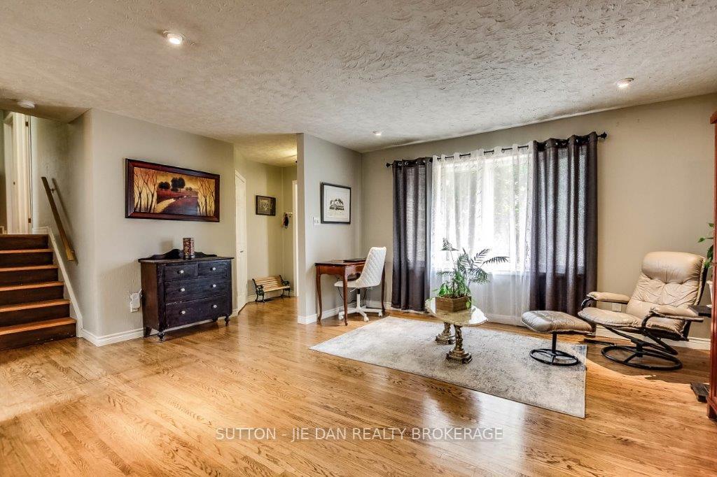 Photo 6 of 79 Mendip Crescent, London, South Y — HOMEH