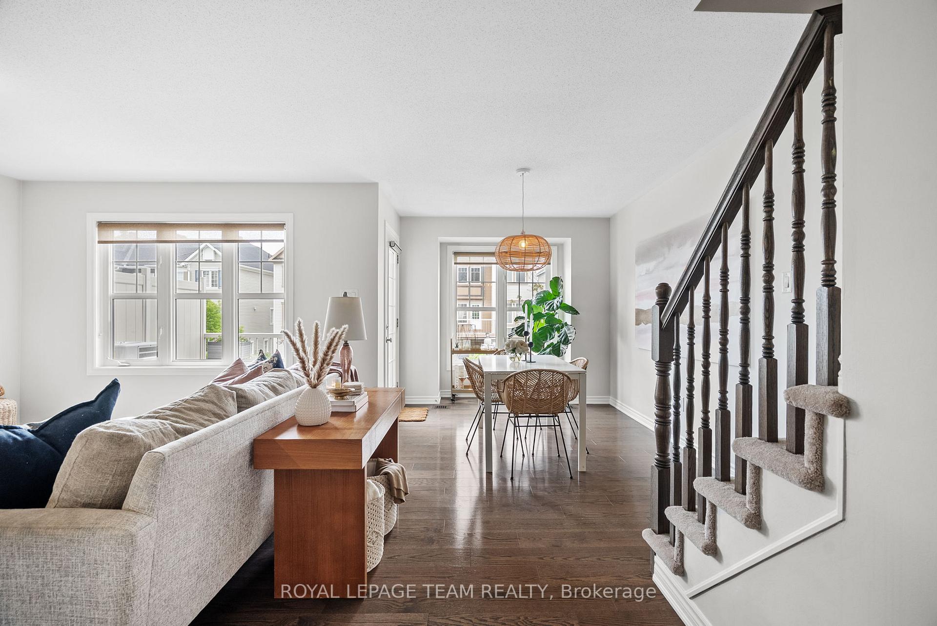Photo 19 of 601 Meadowcreek Circle, Ottawa, Kanata - Emerald Meadows/Trailwest — HOMEH