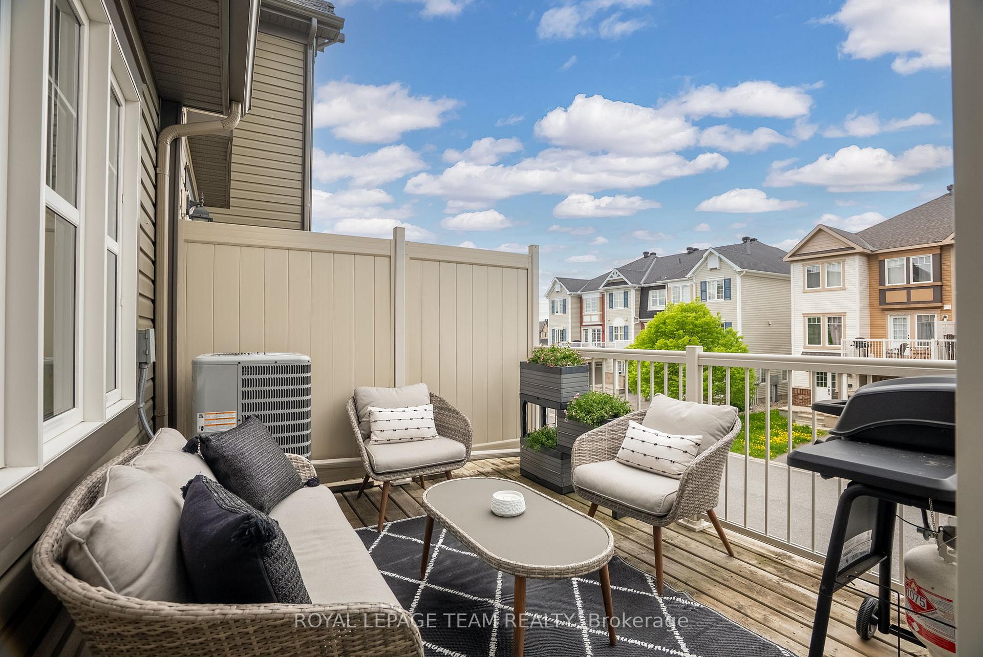 Photo 23 of 601 Meadowcreek Circle, Ottawa, Kanata - Emerald Meadows/Trailwest — HOMEH