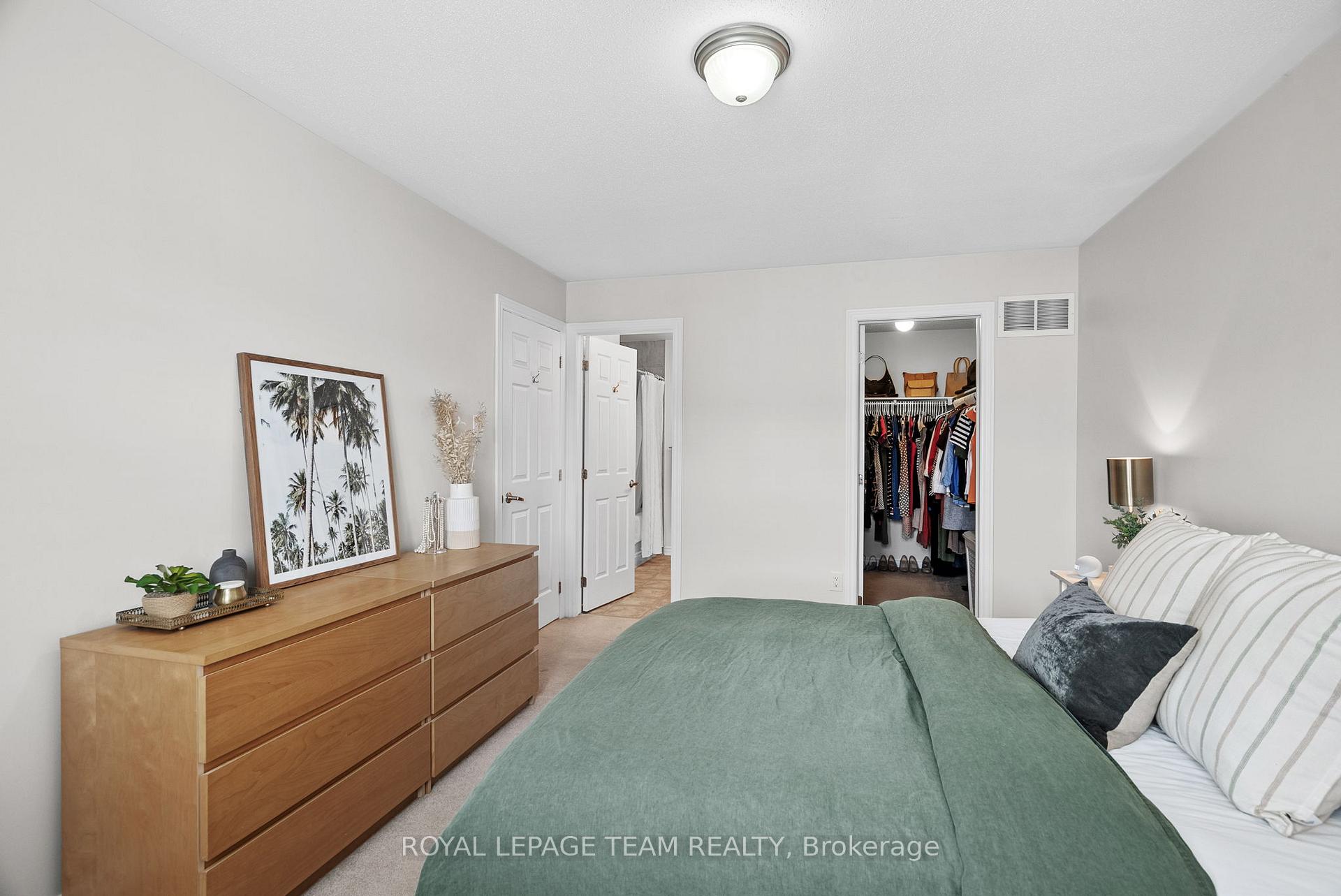 Photo 28 of 601 Meadowcreek Circle, Ottawa, Kanata - Emerald Meadows/Trailwest — HOMEH
