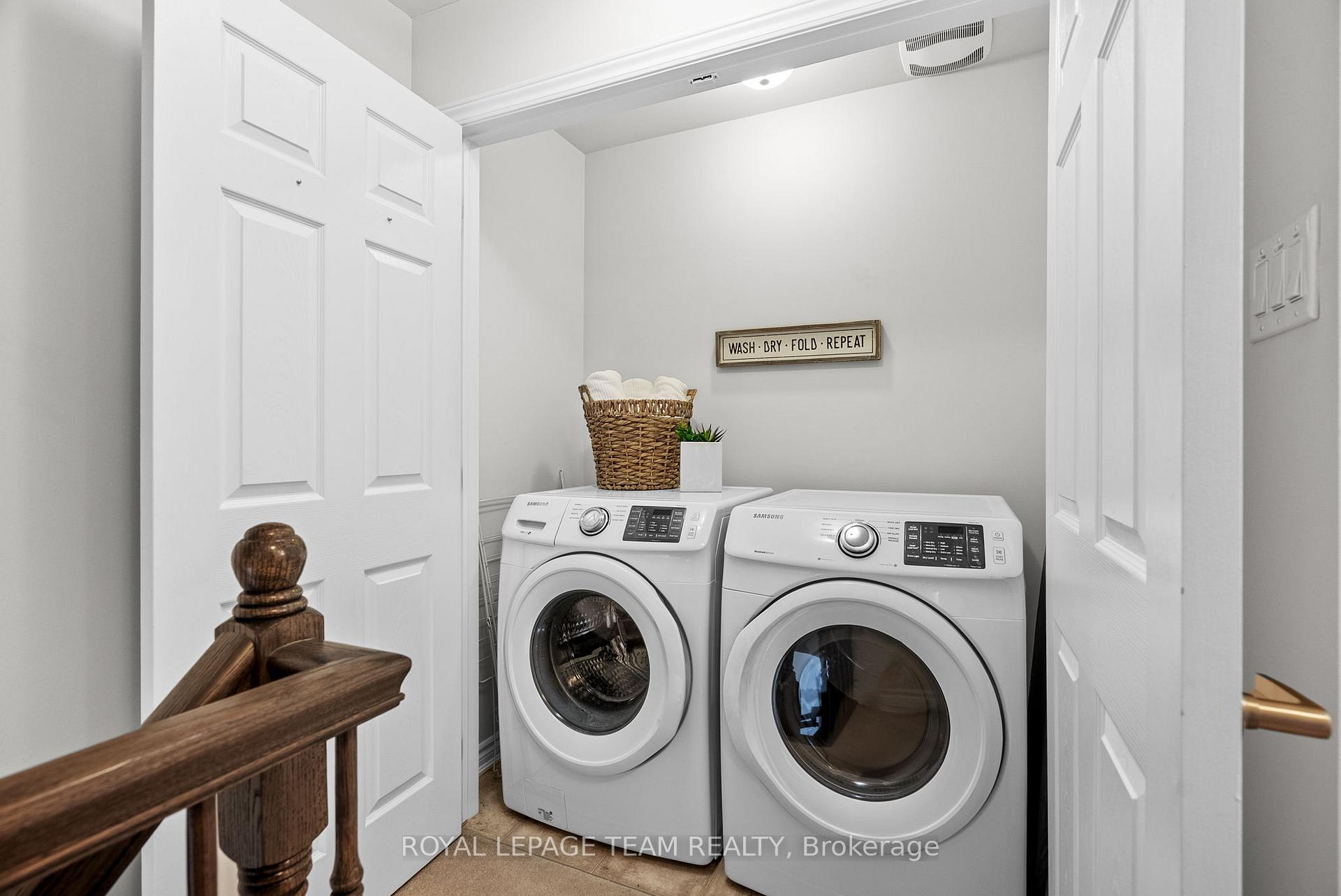 Photo 34 of 601 Meadowcreek Circle, Ottawa, Kanata - Emerald Meadows/Trailwest — HOMEH