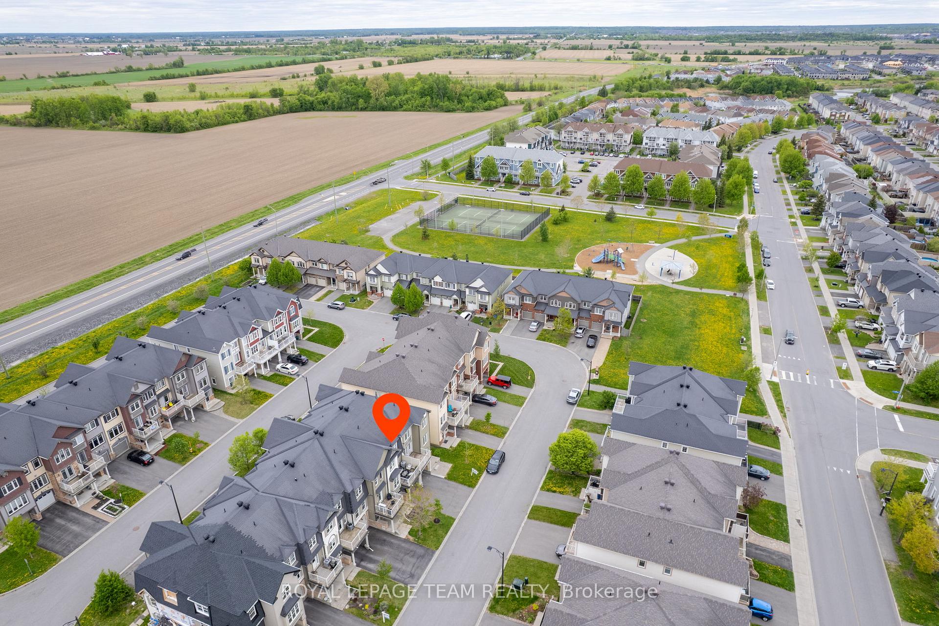Photo 35 of 601 Meadowcreek Circle, Ottawa, Kanata - Emerald Meadows/Trailwest — HOMEH