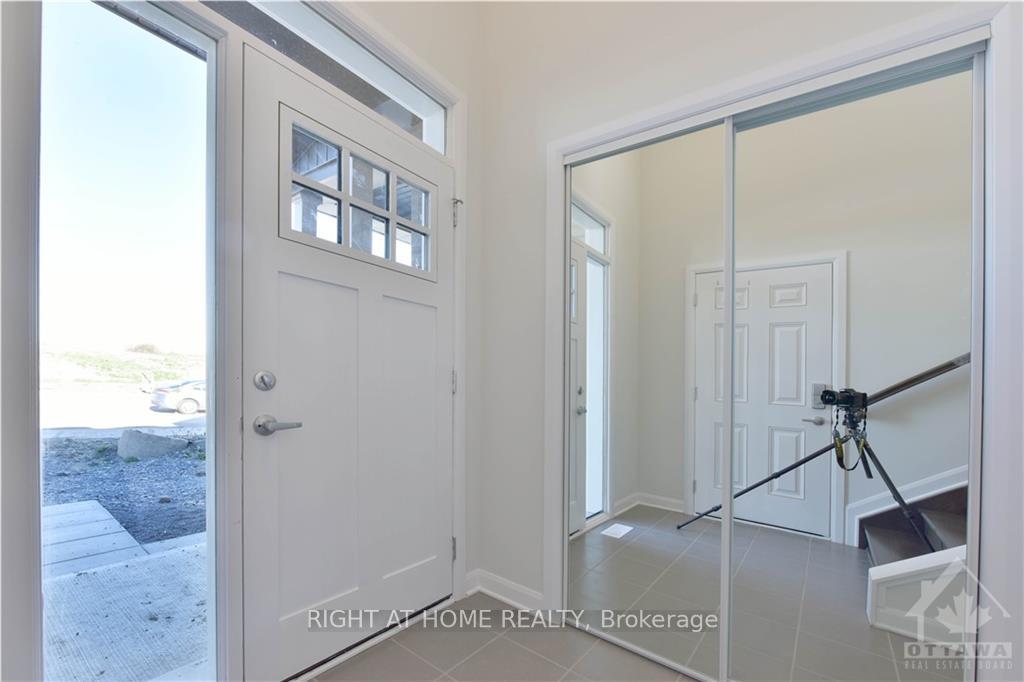 Photo 2 of 505 Winterset Road, Ottawa, Kanata - Kanata Lakes/Heritage Hills — HOMEH