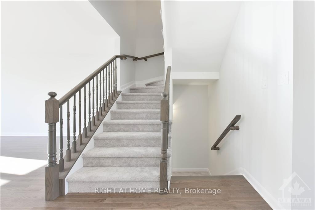 Photo 11 of 505 Winterset Road, Ottawa, Kanata - Kanata Lakes/Heritage Hills — HOMEH